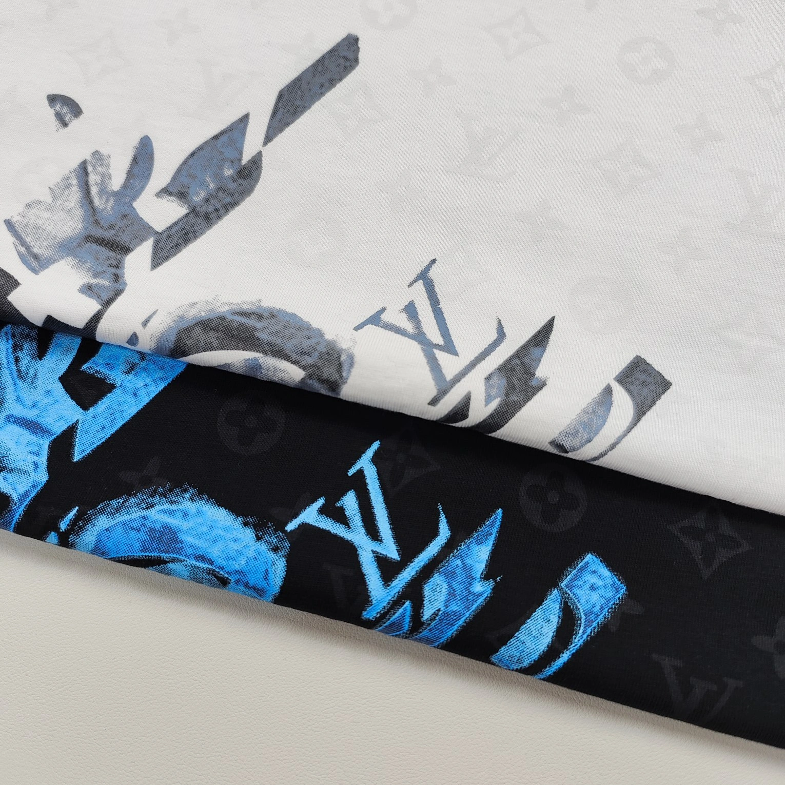 Gemini- 8V 2Colour item:D-F524F0455-2