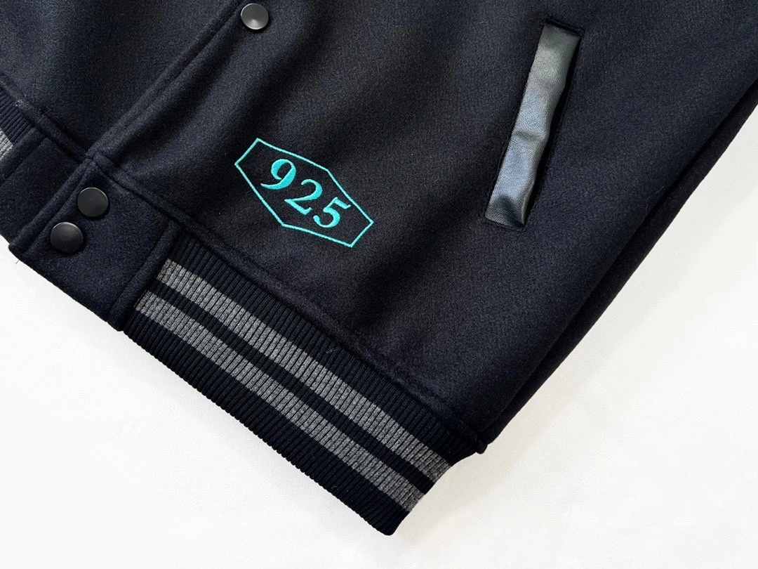 Gemini- 9ik5 embroidery oversized item:D-F110J4539