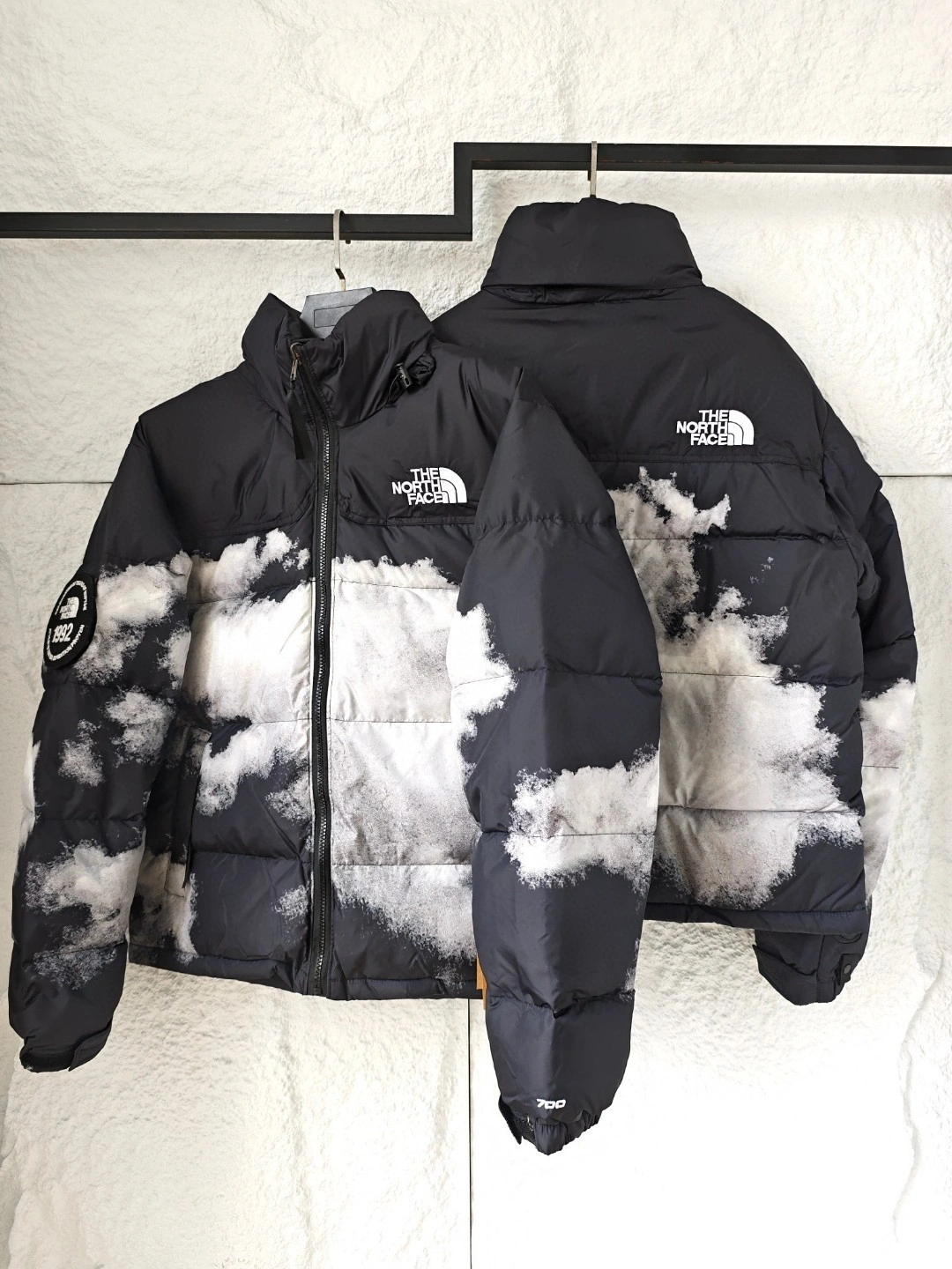 Gemini- F135 Down jacket nylon item:E-F110J2903