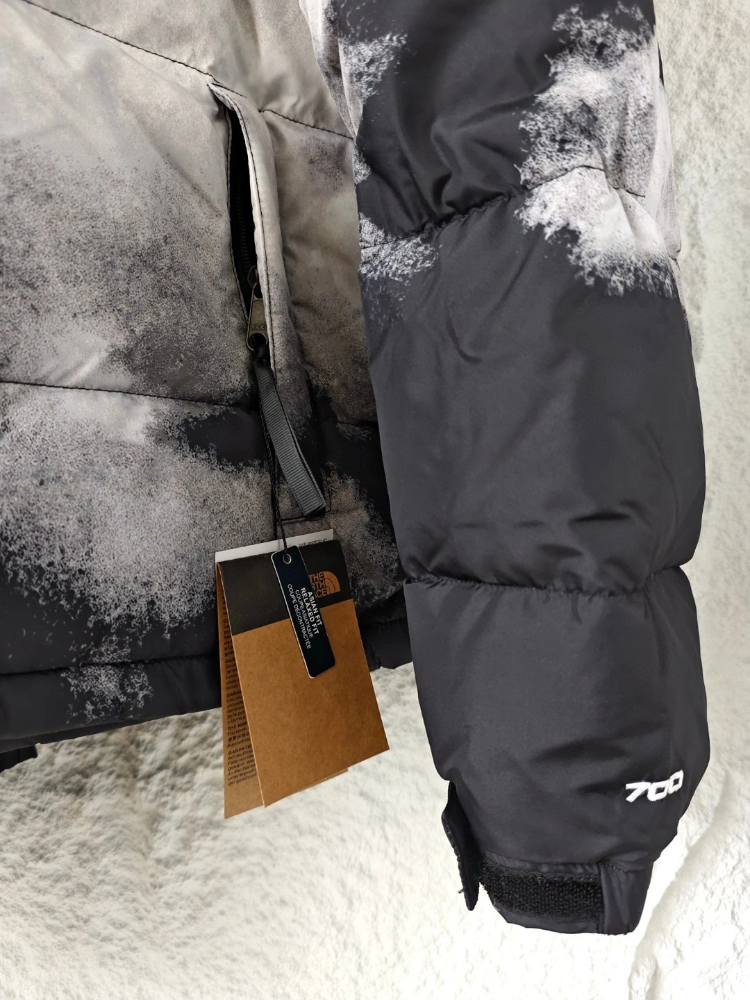 Gemini- F135 Down jacket nylon item:E-F110J2903