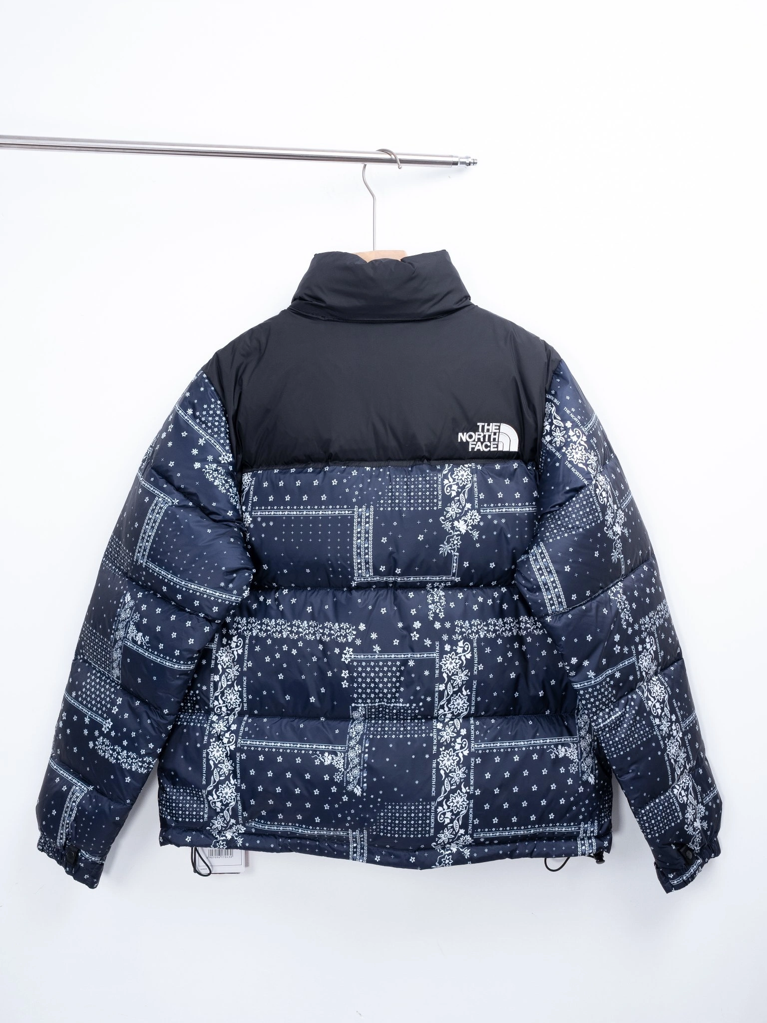 Gemini- F135 Retro Nuptse embroideryLogo Down Jacket 2Colour item:D-F110J5853-2