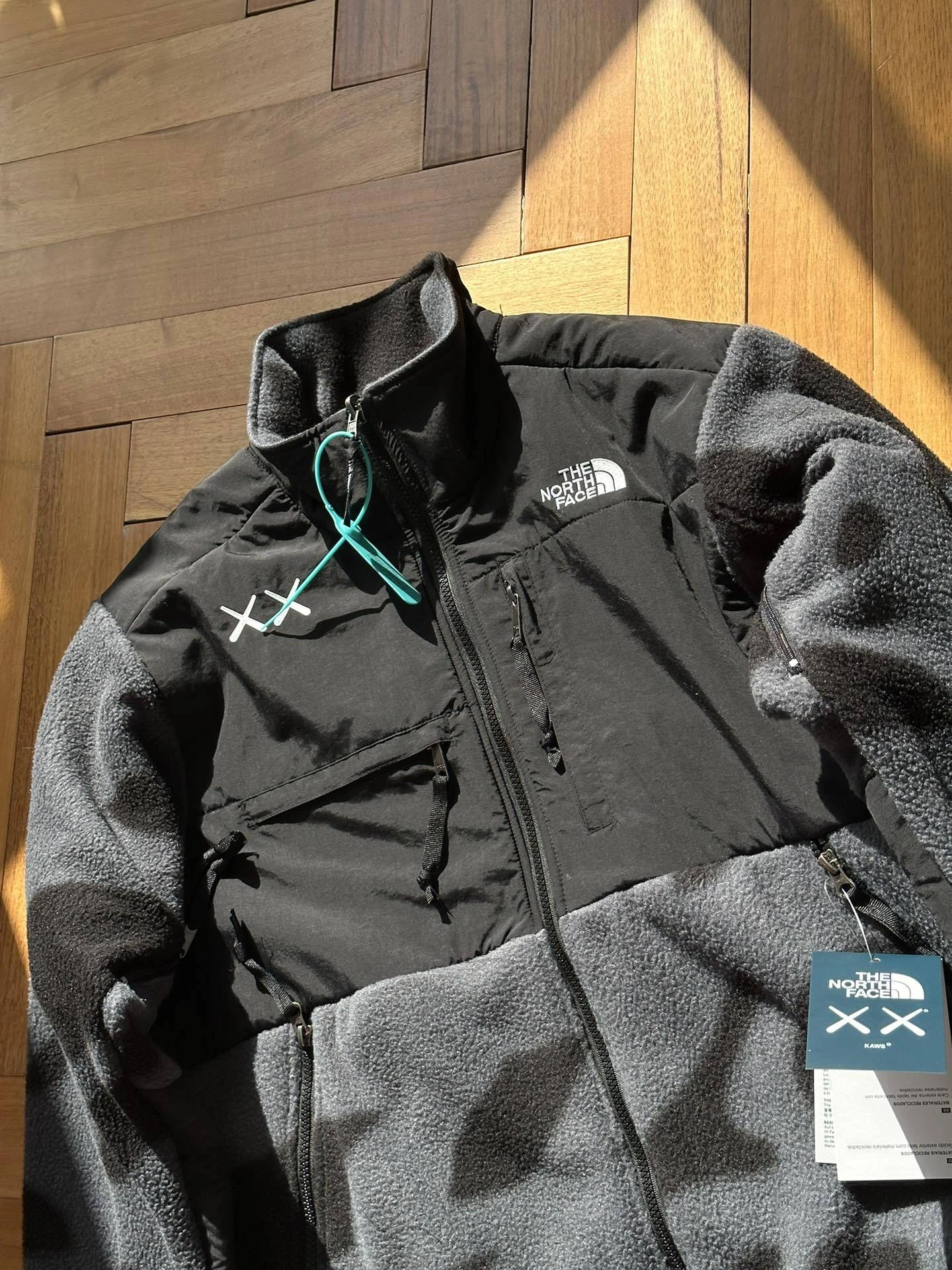 Gemini- FW22 1995 Denali Logo oversized 2Colour item:C-F110K2422-2