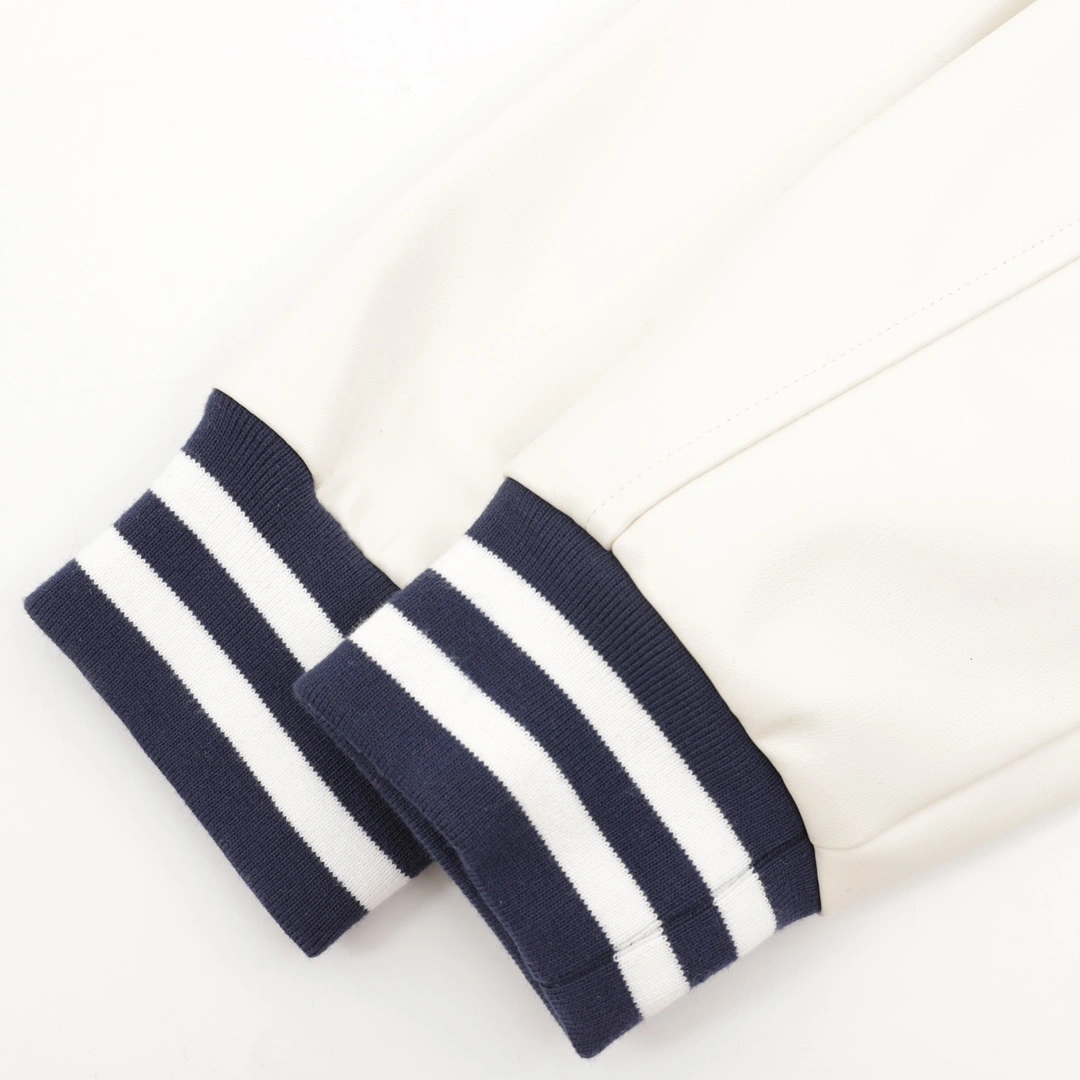 Gemini- Hu719 wool item:D-F000K2601