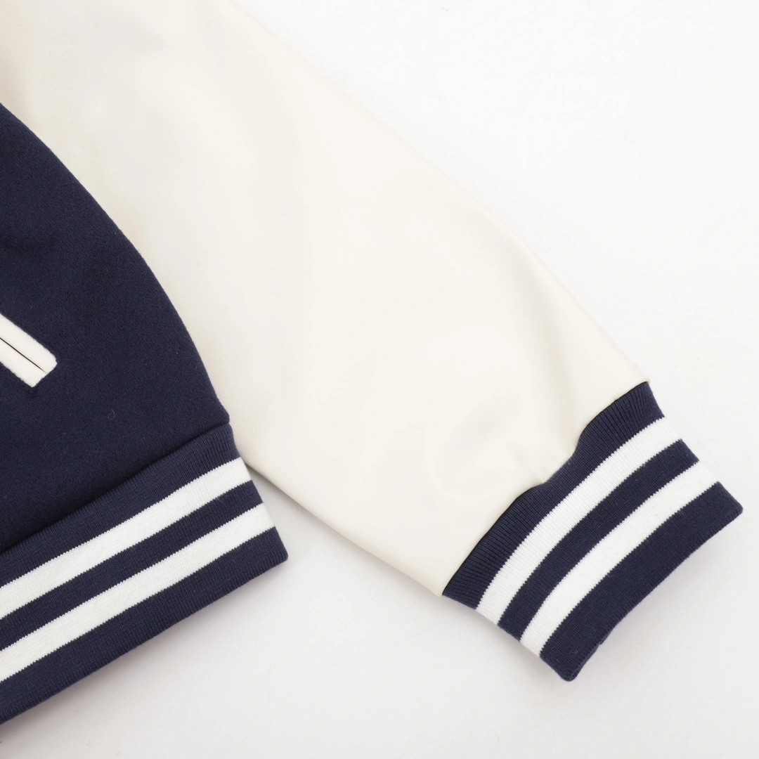 Gemini- Hu719 wool item:D-F000K2601