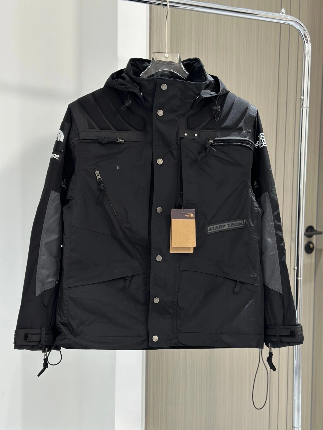 Gemini- Logo item:C-F229K0726