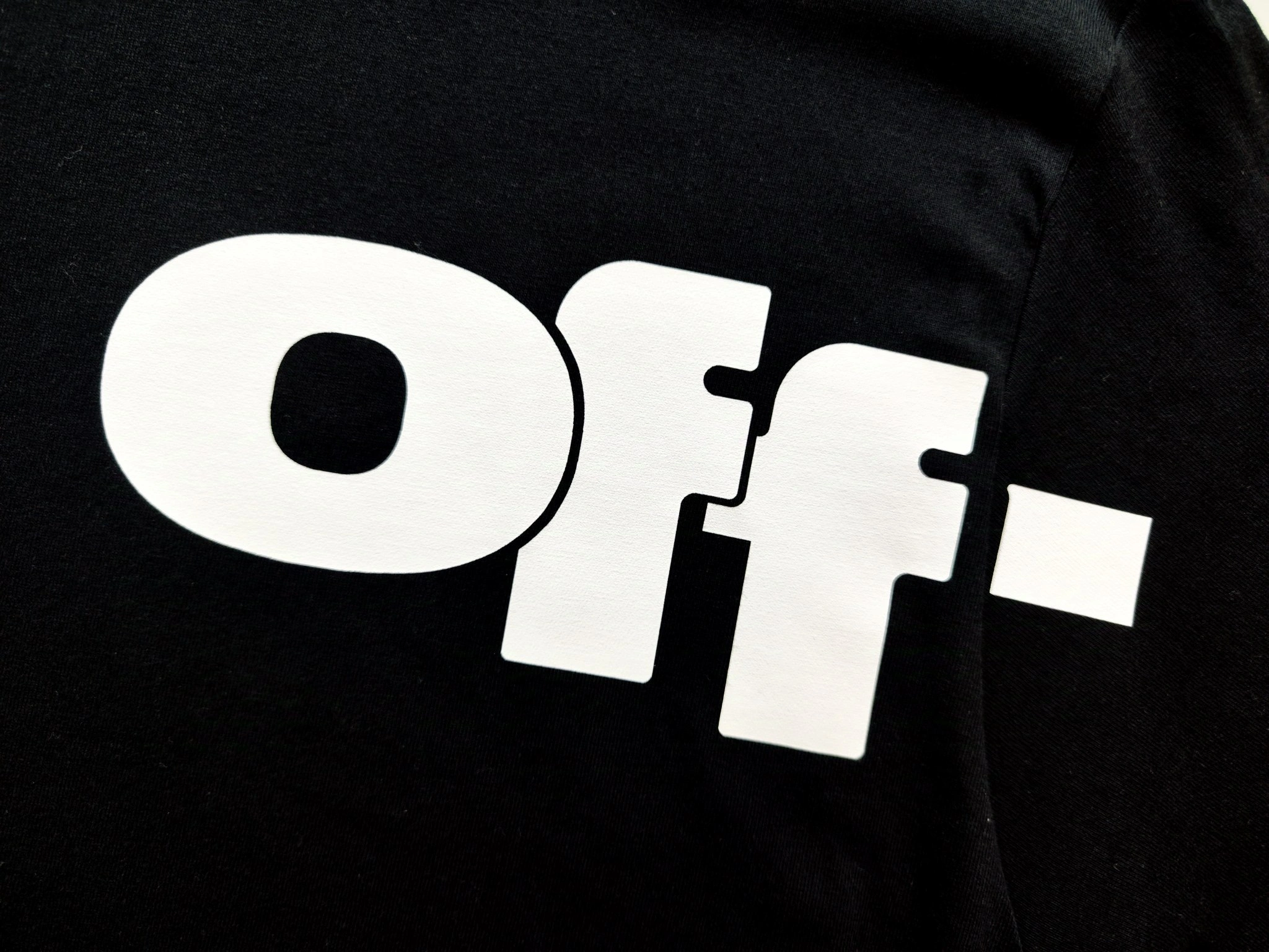 Gemini- Off Whit5 T shirt 2Colour item:E-FL29E1510-2