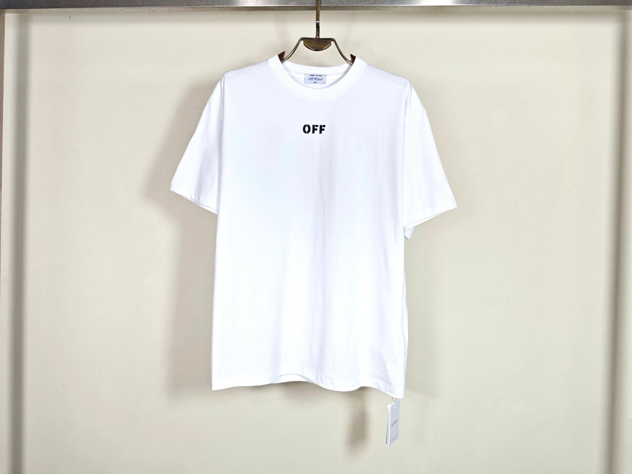 Gemini- Off Whit5 T shirt 2Colour item:E-FL29E1512-2