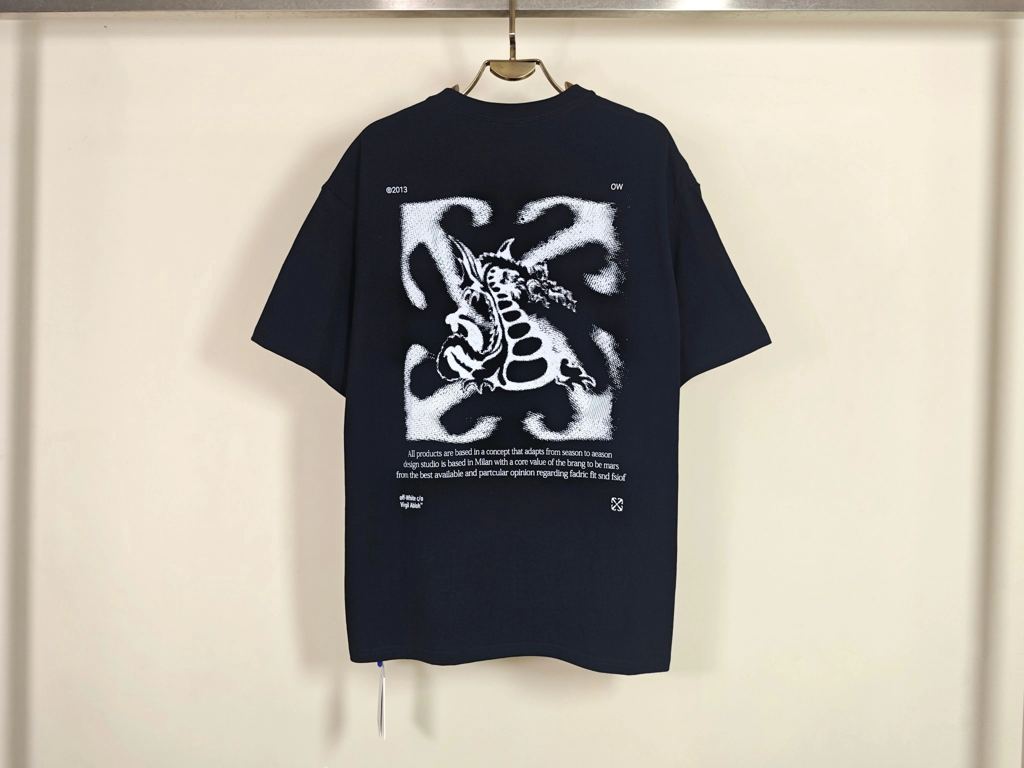 Gemini- Off Whit5 T shirt 2Colour item:E-FL29E1512-2