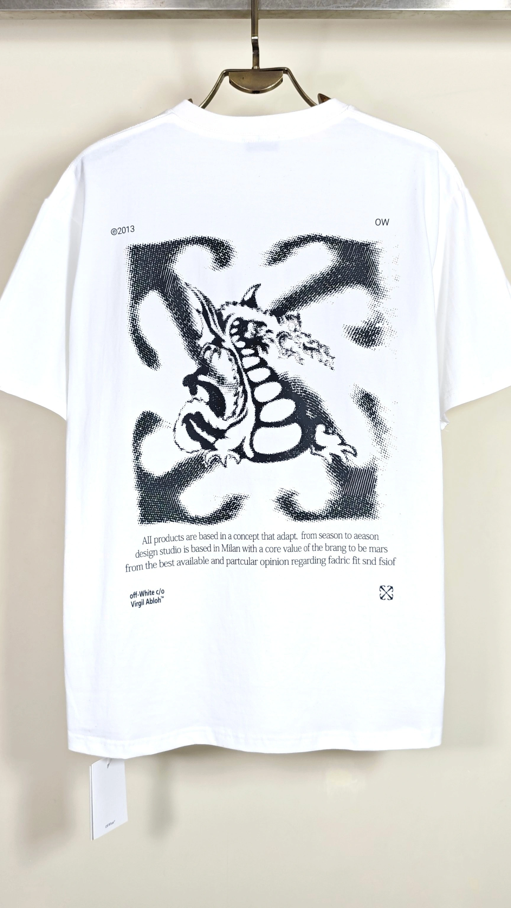 Gemini- Off Whit5 T shirt 2Colour item:E-FL29E1512-2