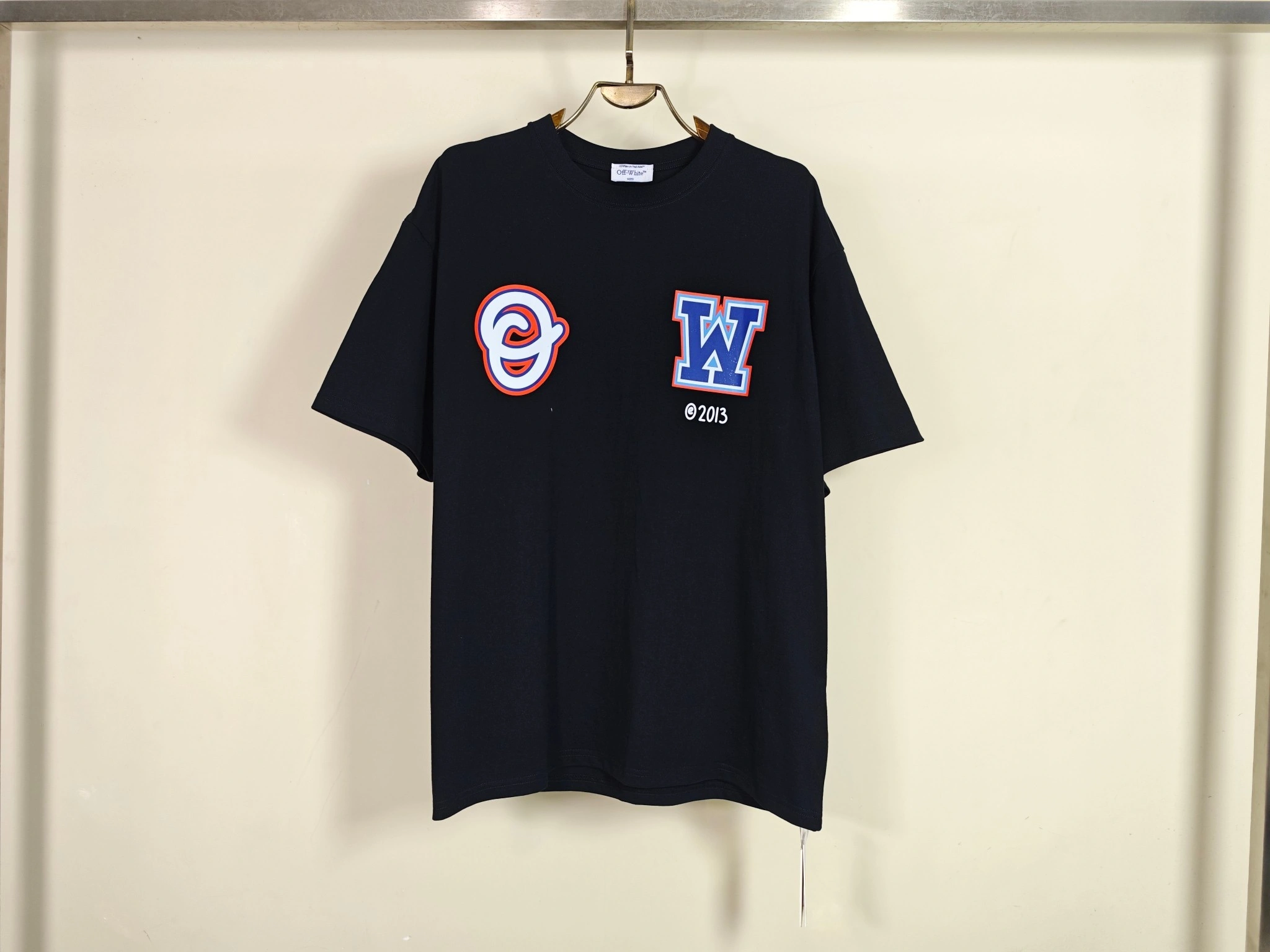 Gemini- Off Whit5 T shirt 2Colour item:E-FL29E1513-2