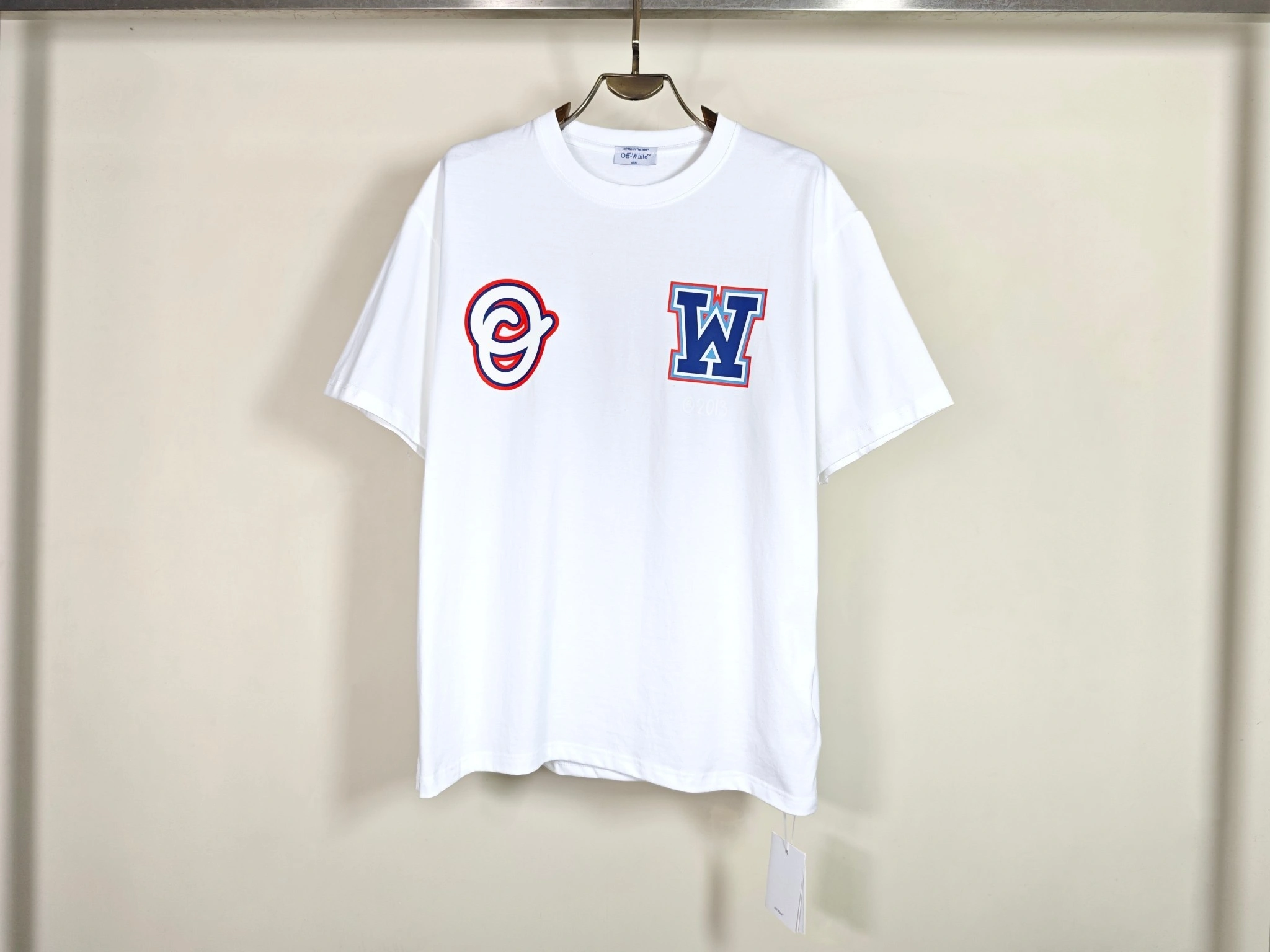 Gemini- Off Whit5 T shirt 2Colour item:E-FL29E1513-2