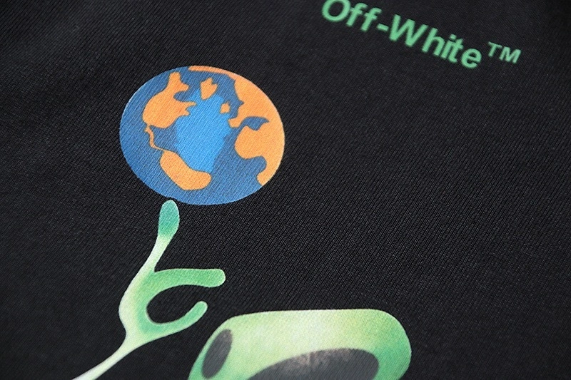 Gemini- Off Whit5 T shirt big cutting 2colour item:E-FL29H3022-2