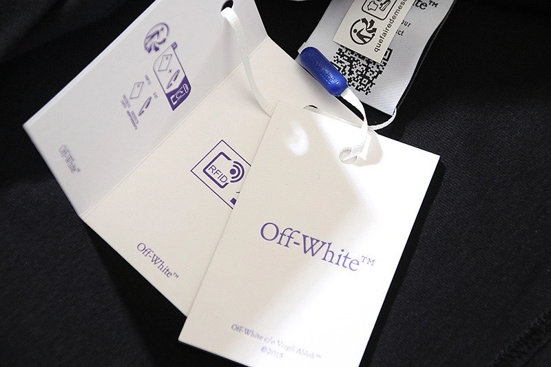 Gemini- Off Whit5 T shirt big cutting 2colour item:E-FL29H3022-2