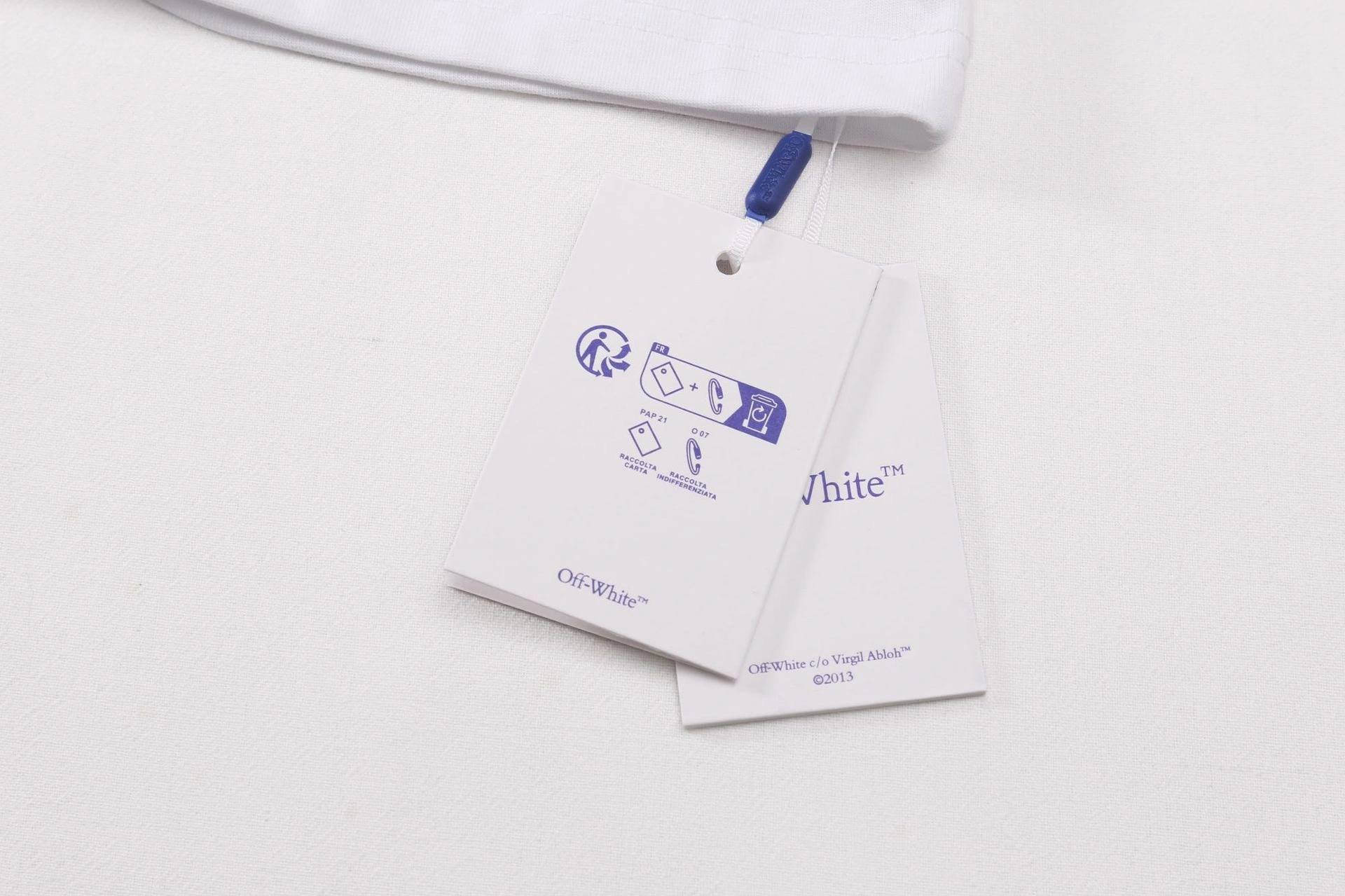 Gemini- Off Whit5 T shirt big cutting 3colour item:E-FL29H3021-3