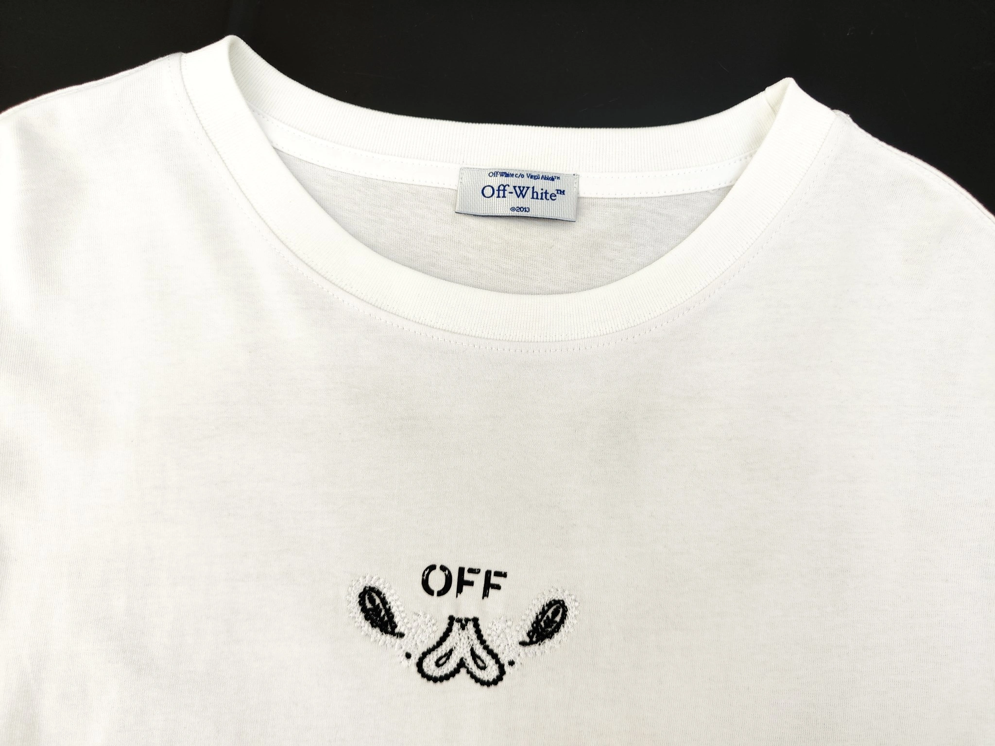 Gemini- Off Whit5 embroidery T shirt 2Colour item:E-FL29E1514-2