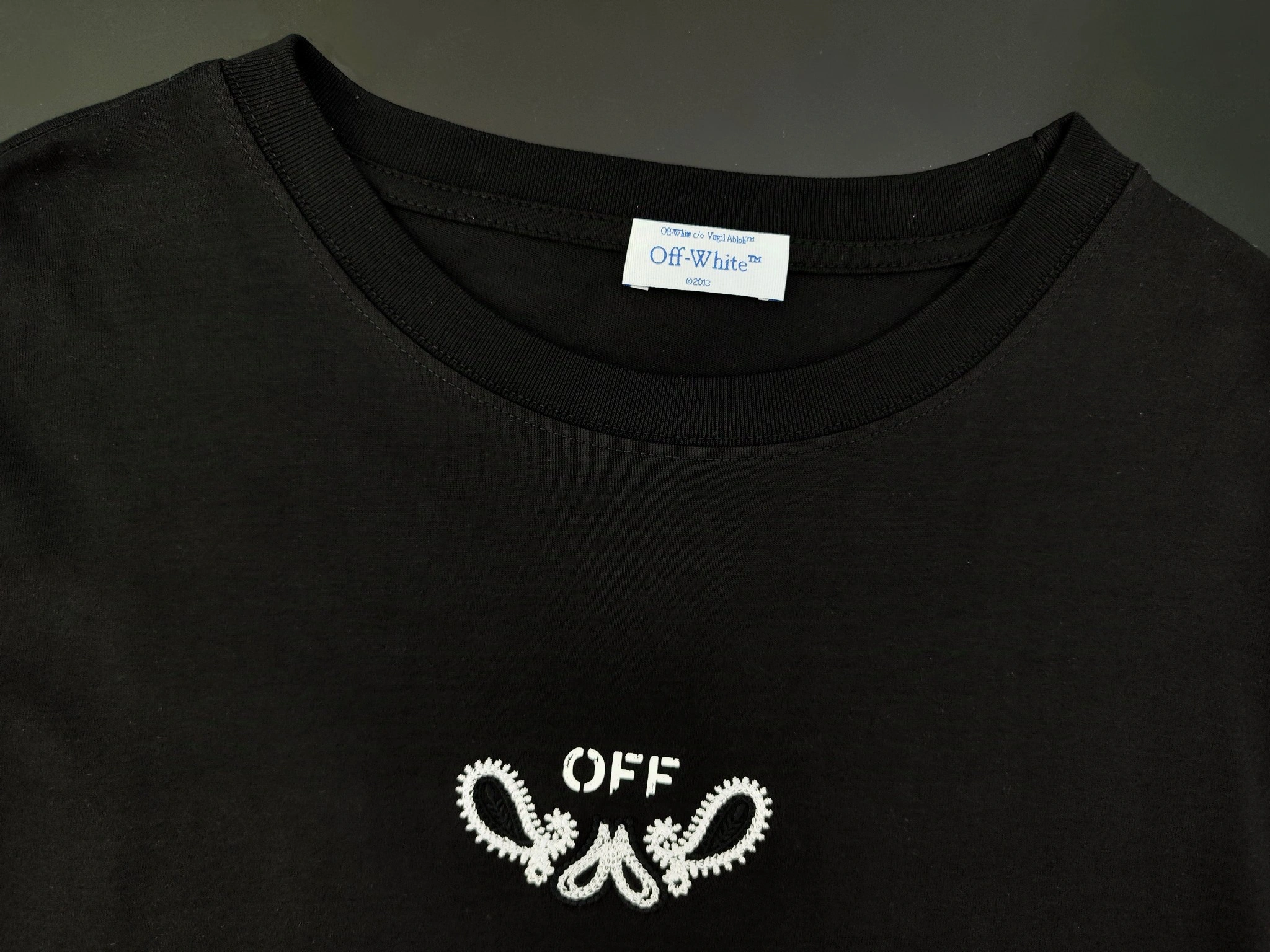 Gemini- Off Whit5 embroidery T shirt 2Colour item:E-FL29E1514-2