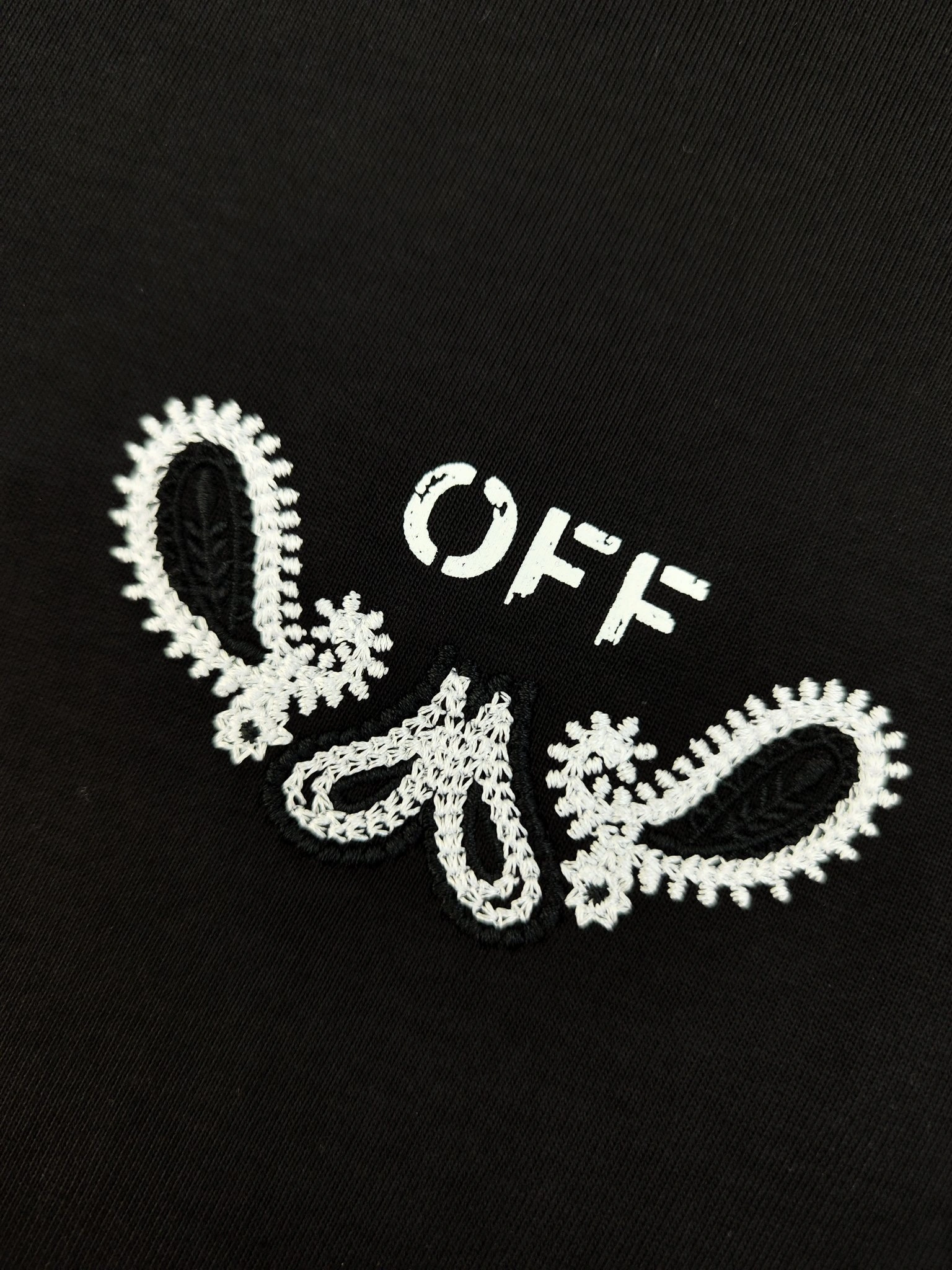 Gemini- Off Whit5 embroidery T shirt 2Colour item:E-FL29E1514-2