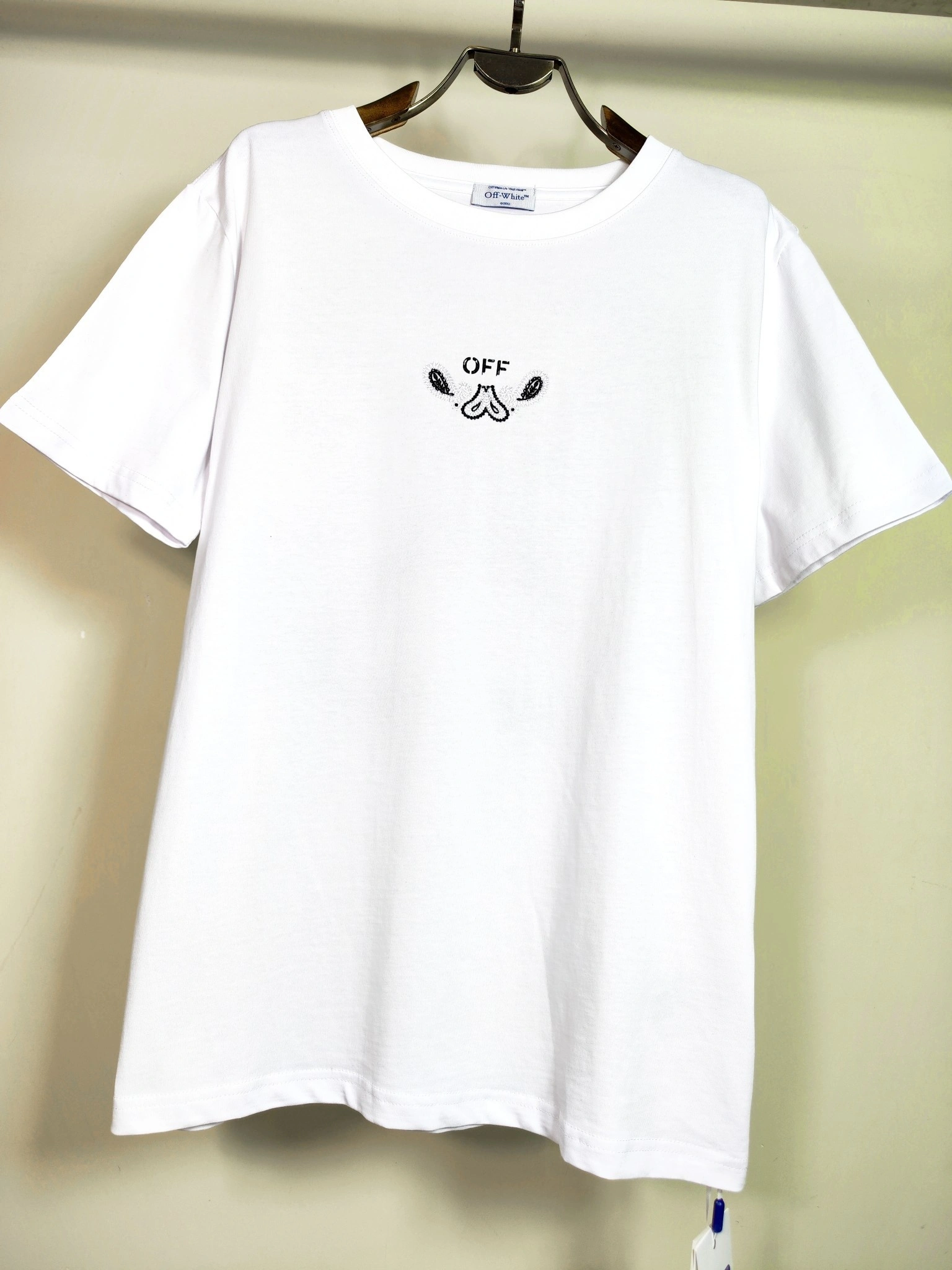 Gemini- Off Whit5 embroidery T shirt 2Colour item:E-FL29E1514-2