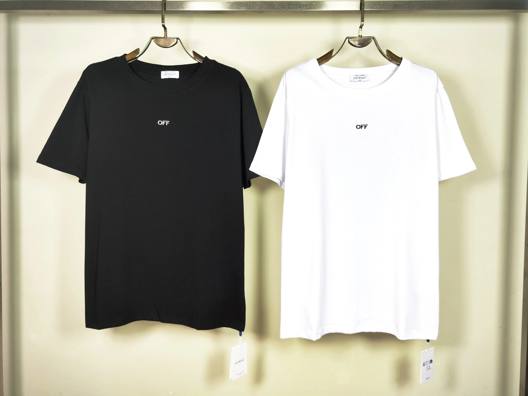 &Gemini- Off Whit5 embroidery T shirt 2Colour item:E-FL29E1516-2