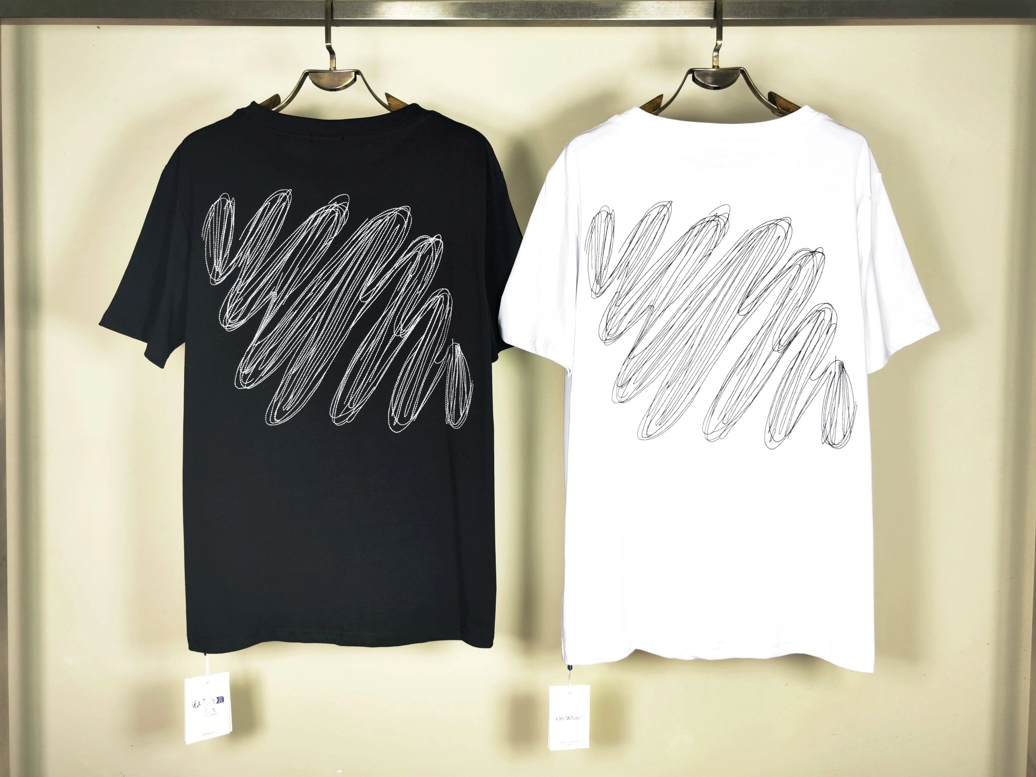 &Gemini- Off Whit5 embroidery T shirt 2Colour item:E-FL29E1516-2