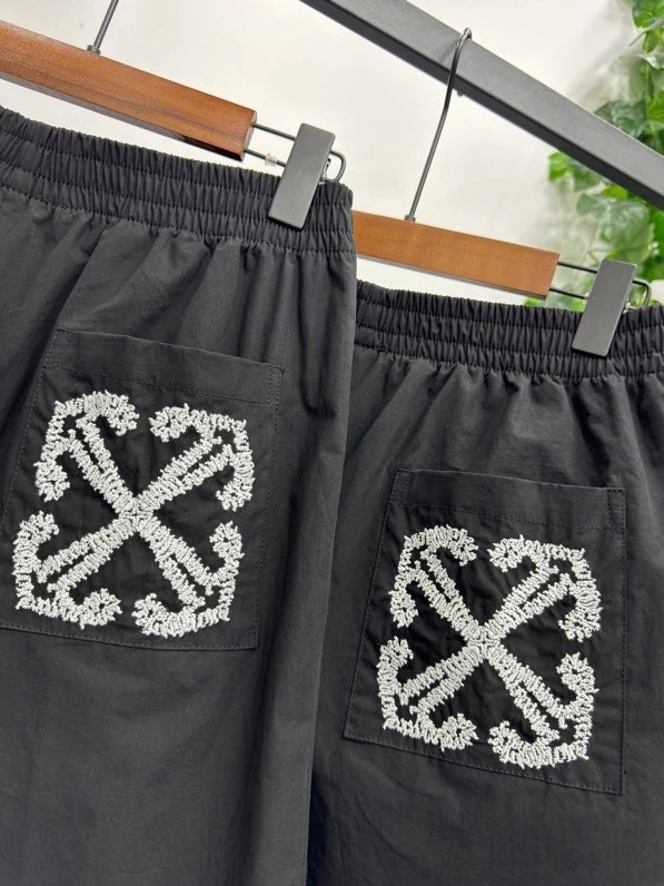 &Gemini- Off Whit5 embroidery item:D-F110H0802