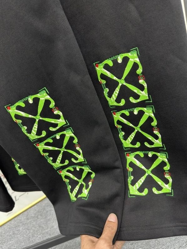 Gemini- Off Whit5 embroidery item:D-F110J4504