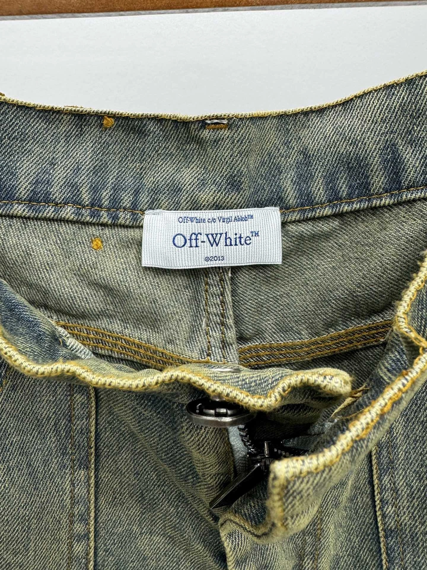 &&Gemini- Off Whit5 embroidery item:D-F524F2909
