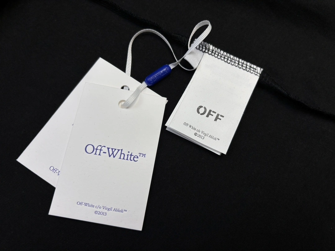 Gemini- Off Whit5 item:D-F000F1502