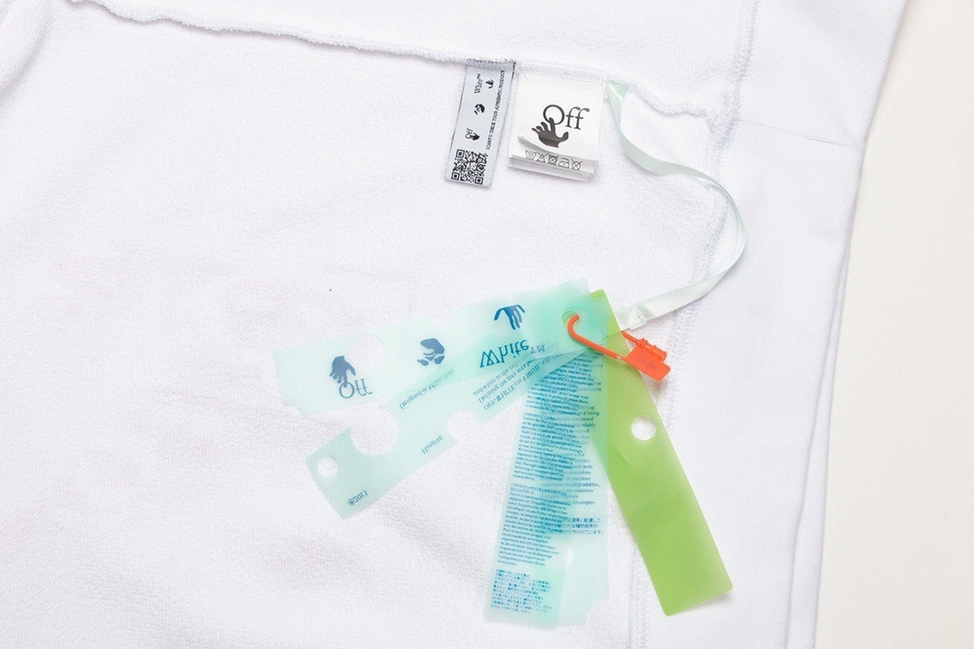 Gemini- Off Whit5 oversized 2Colour item:D-FL29H0136-2