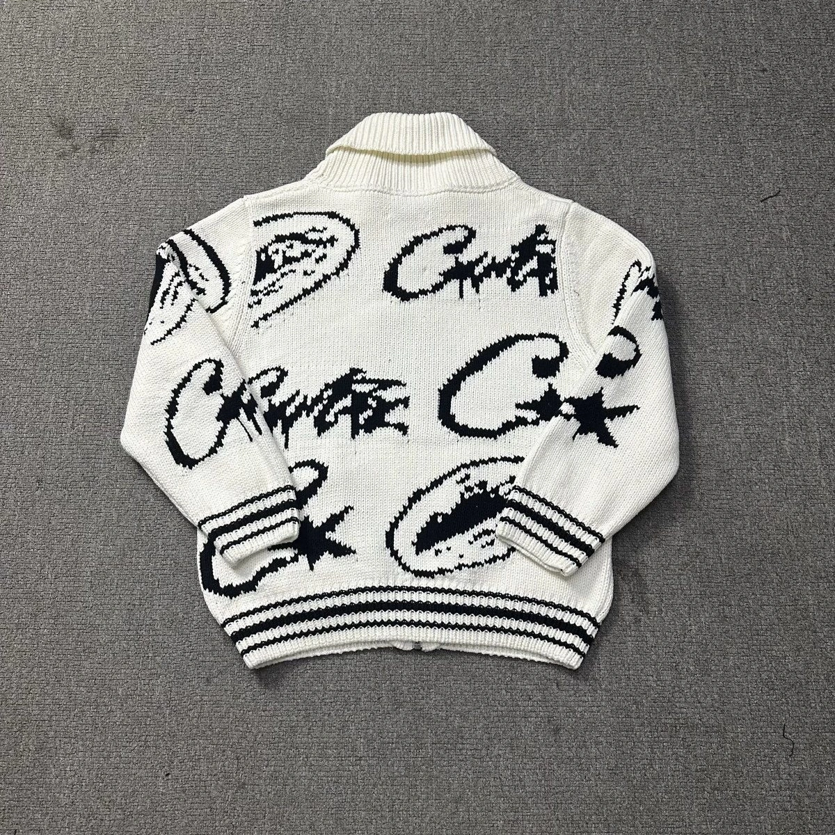Gemini--Other brands Corteiz logo 2colour item:E-FL31A0904-2