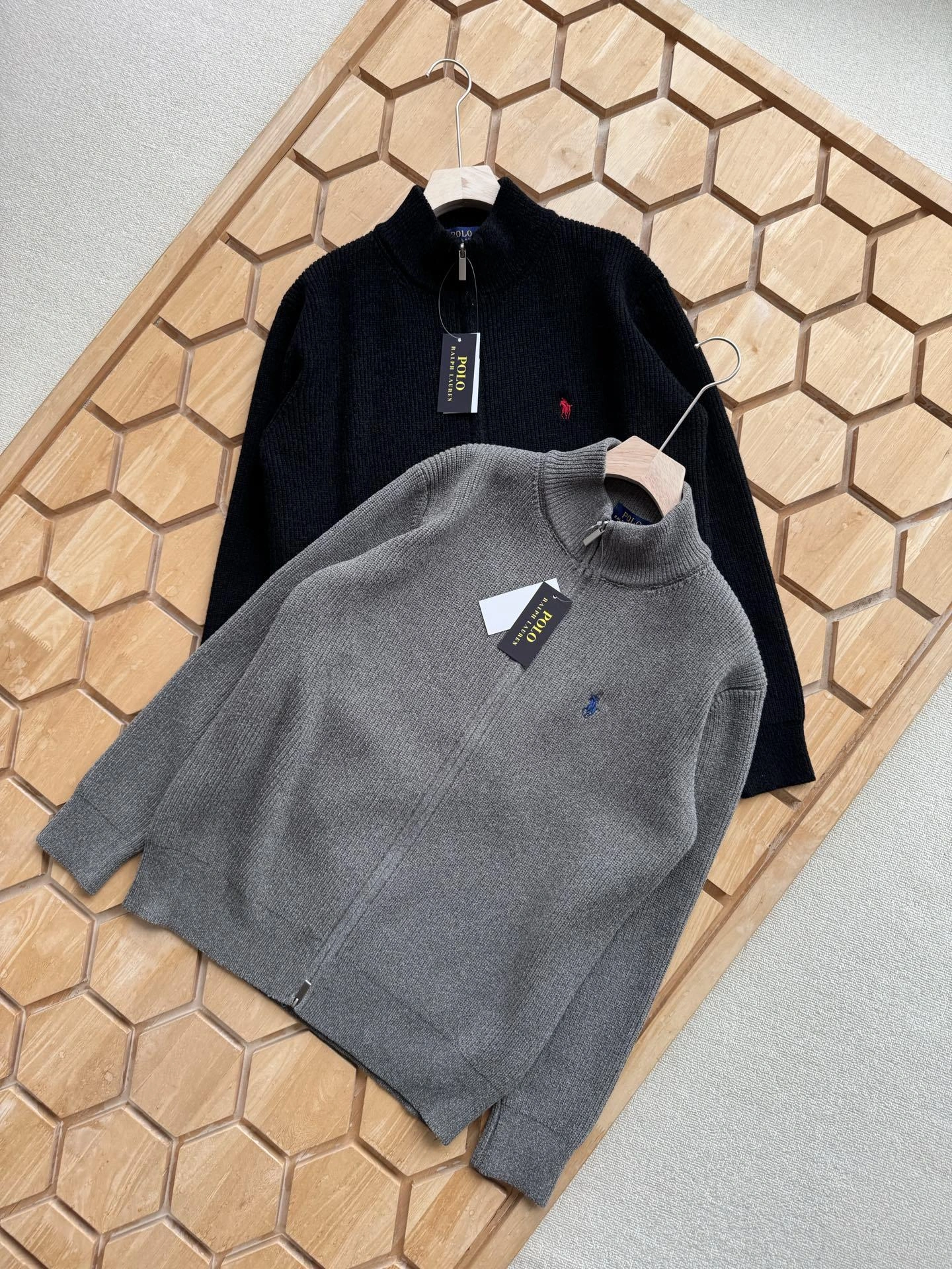 Gemini- R18ph embroidery 2colour item:E-F110J2424-2