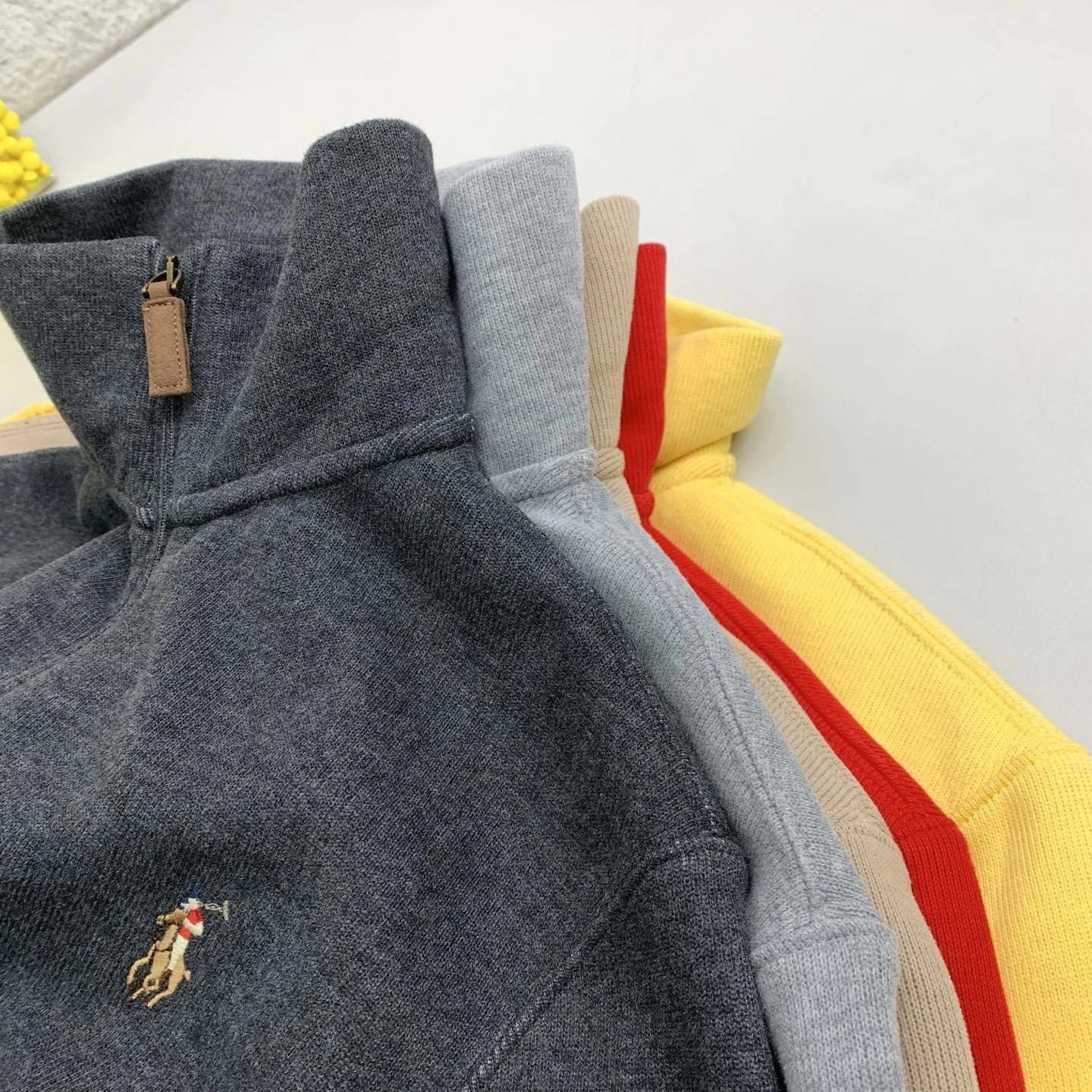 Gemini- R18ph embroidery 5colour item:E-F524J3009-5