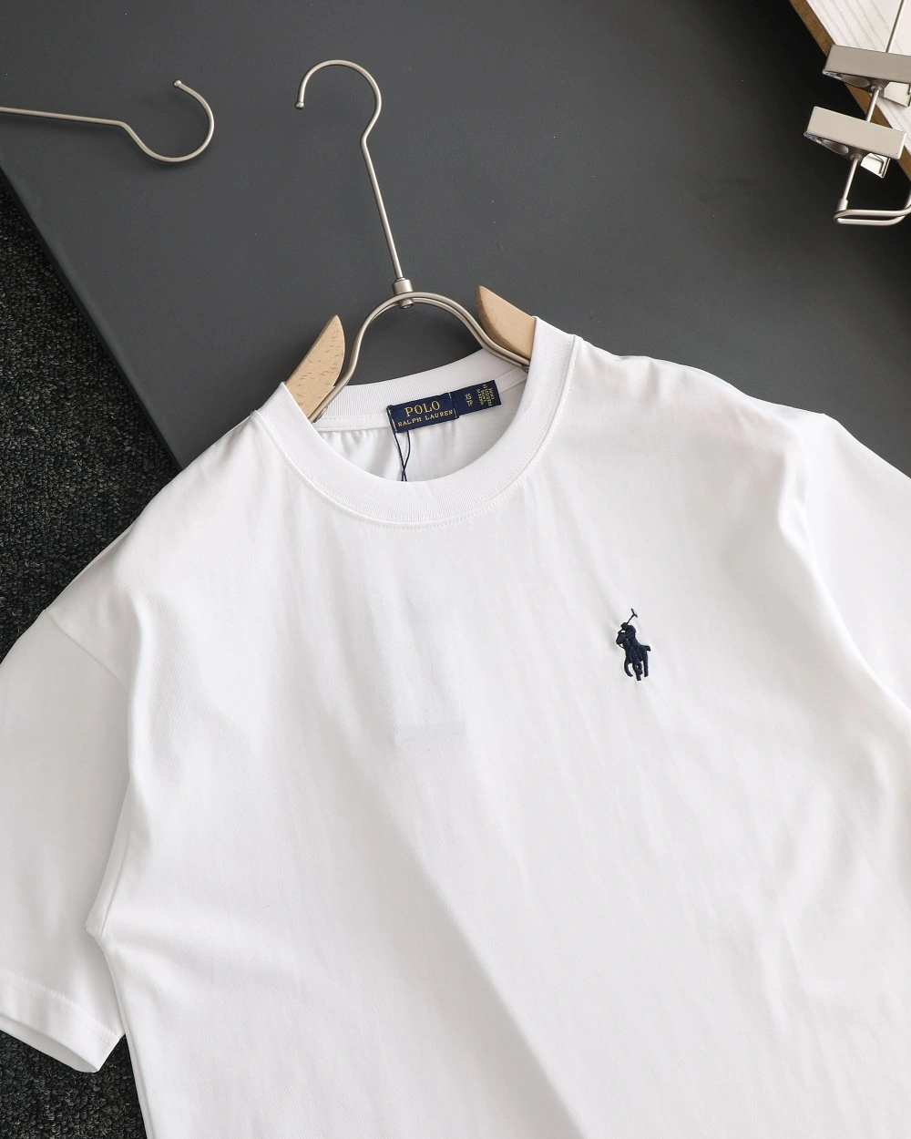 Gemini--R18ph embroidery oversized 2Colour item:D-F157F2899T-2