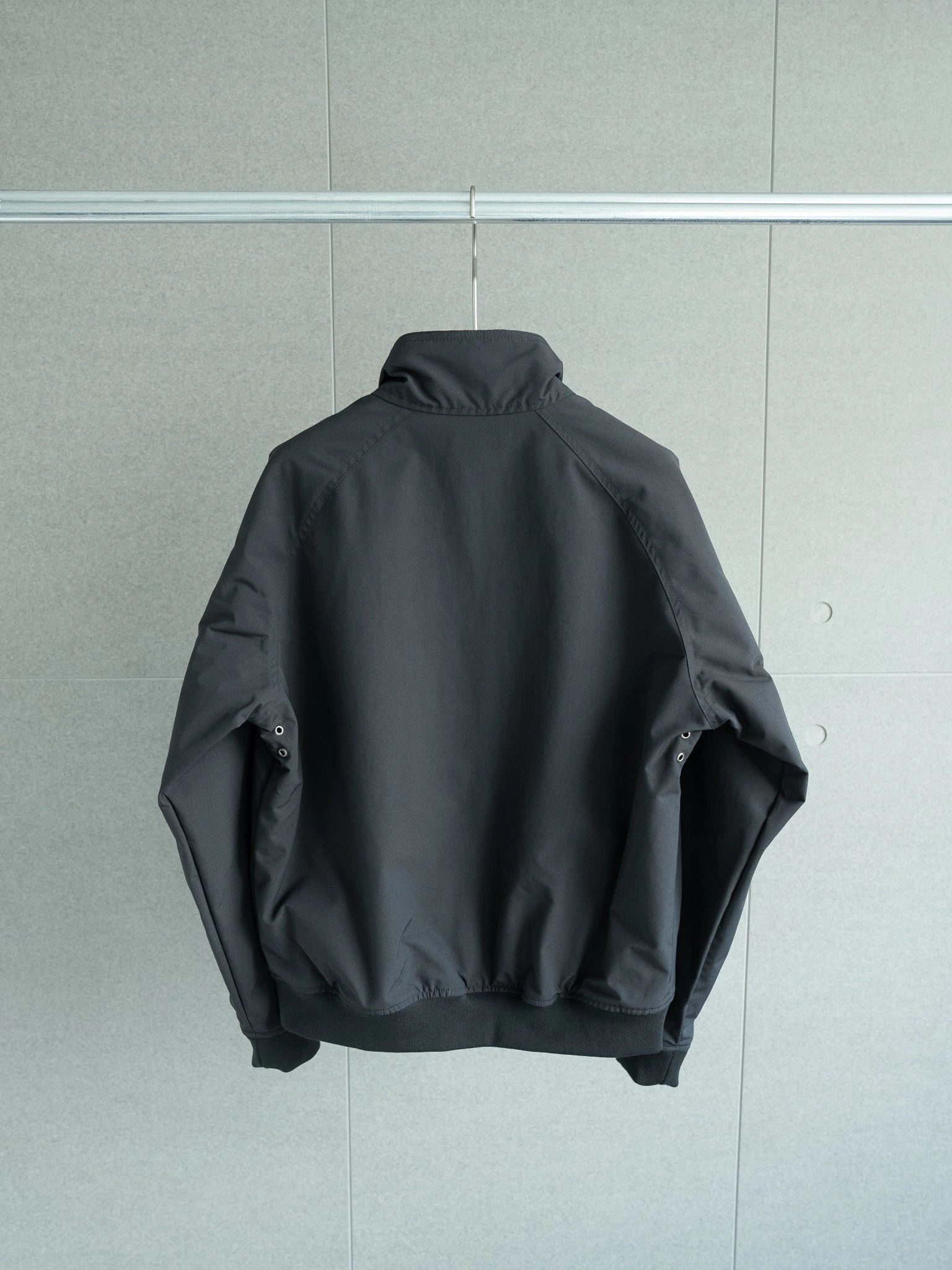 Gemini- R18ph item:E-F524J3011