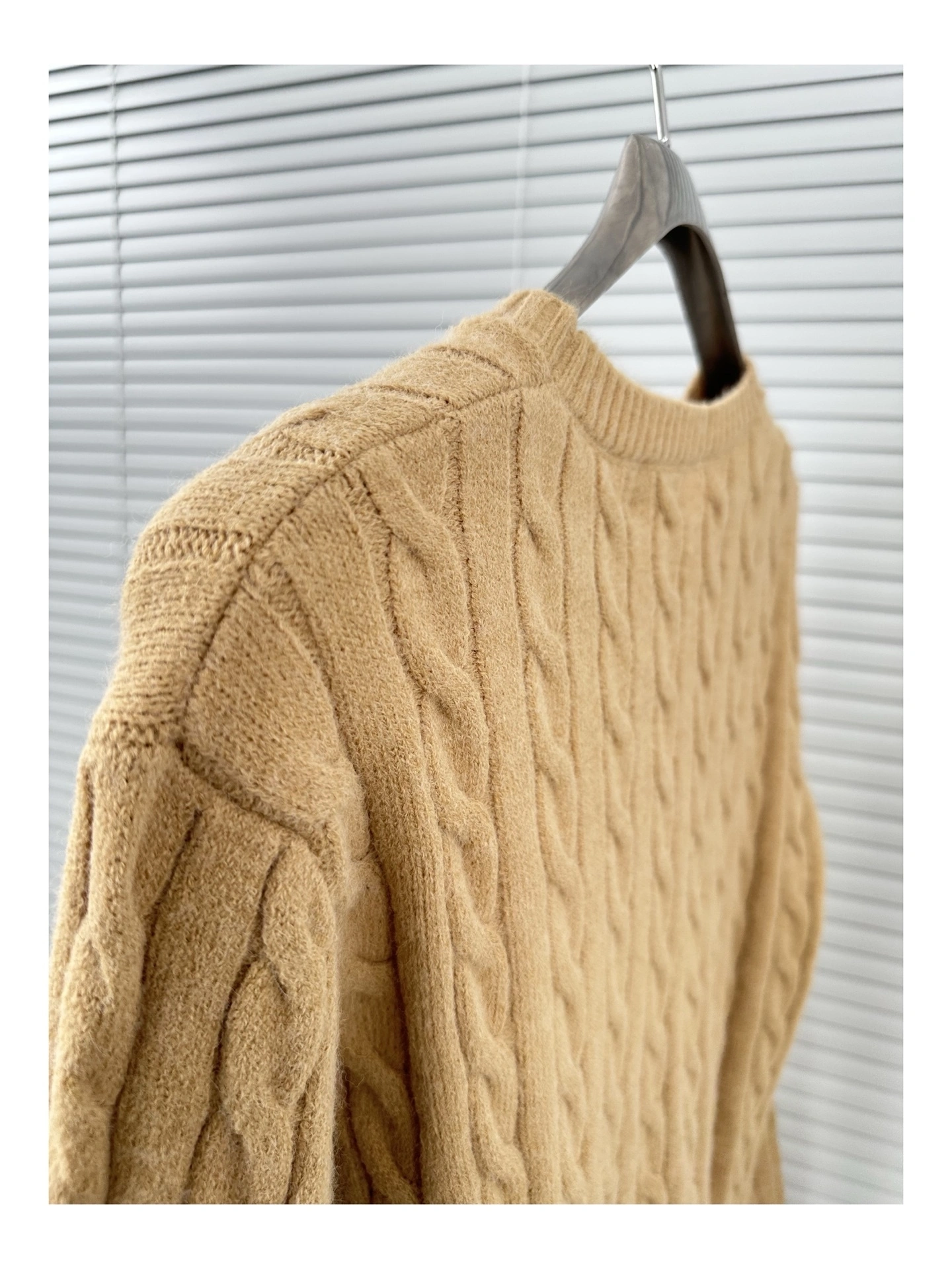 Gemini- R18ph wool embroidery 4colour item:E-F524I1037-4