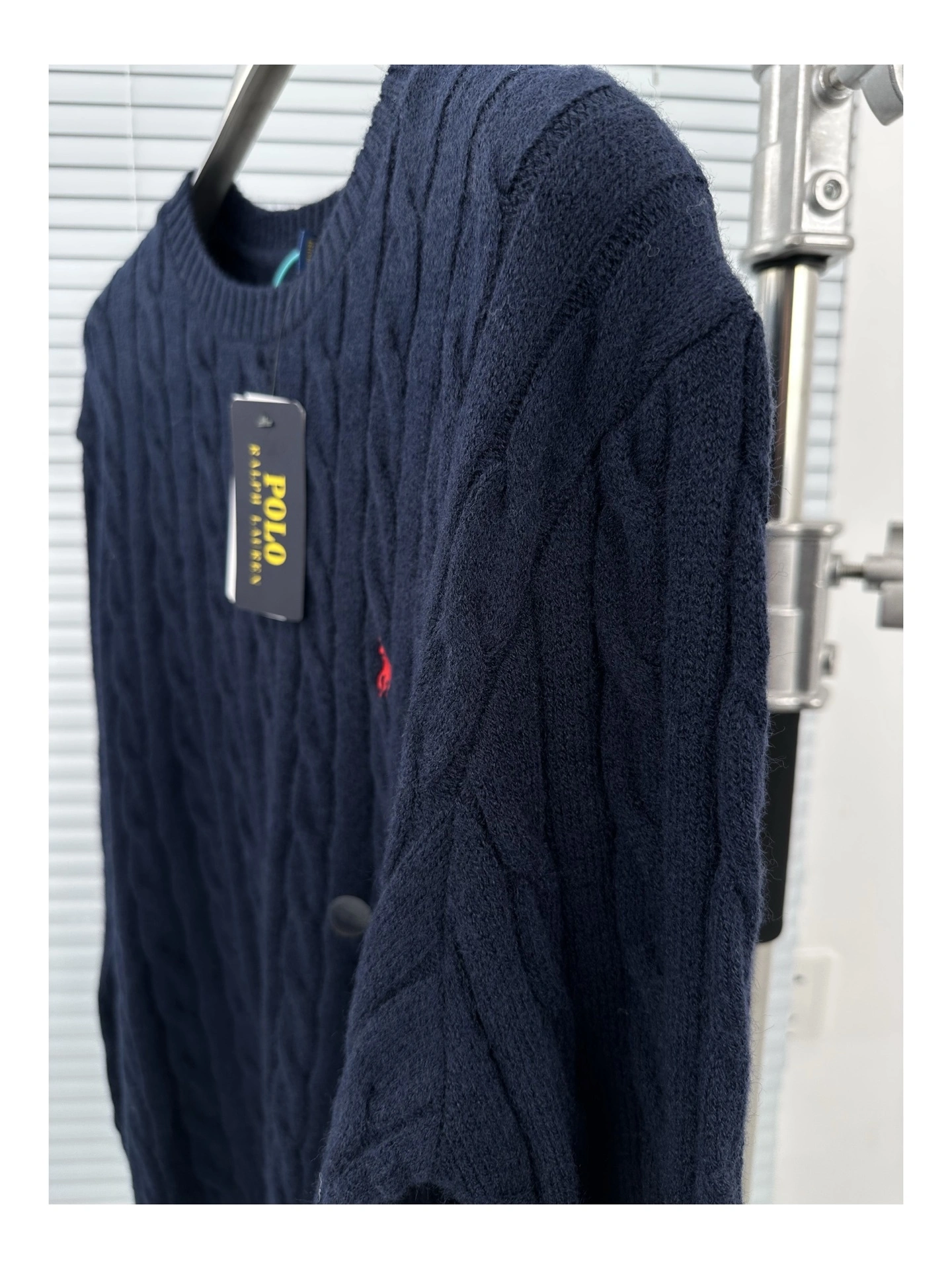 Gemini- R18ph wool embroidery 4colour item:E-F524I1037-4