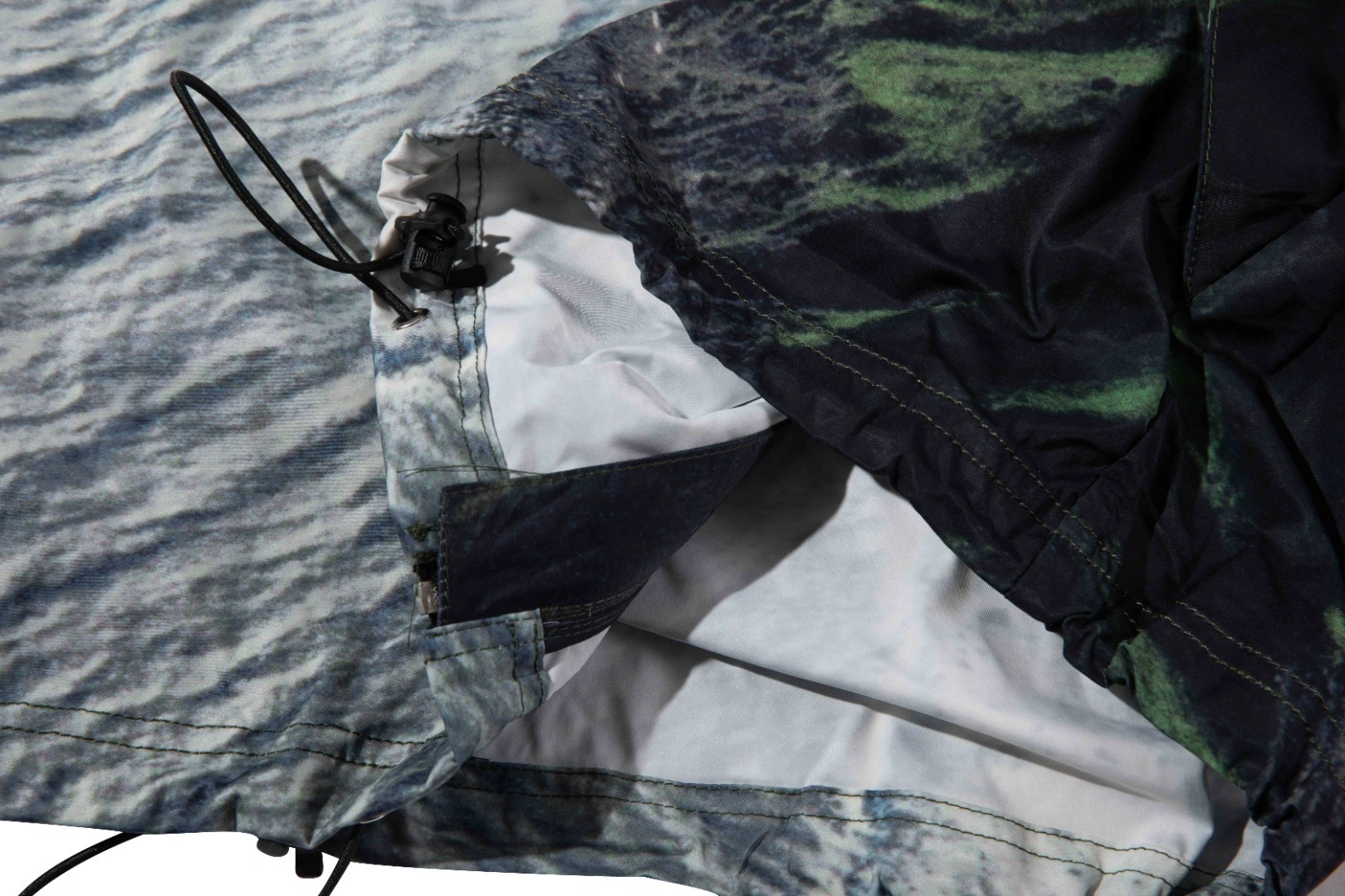 Gemini- St00 COASTLINE BEACH SHELL oversized item:D-F402K2505