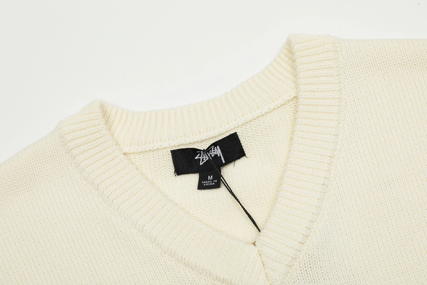 Gemini- St00 item:E-F000J2611