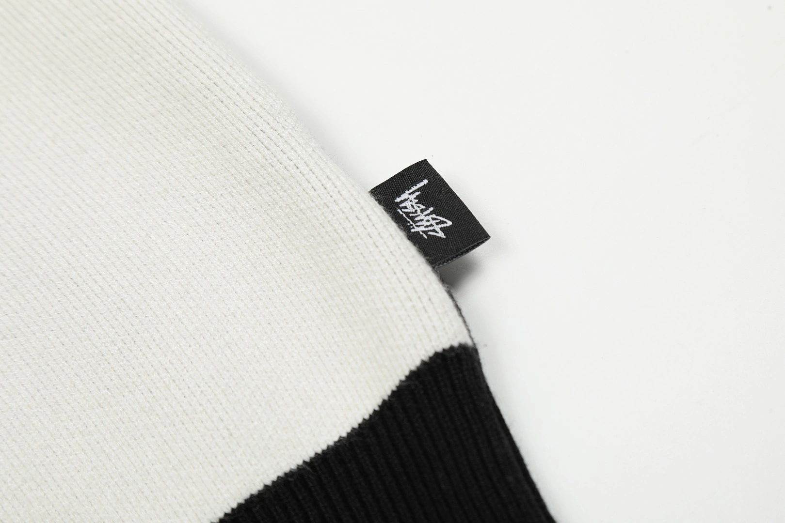 Gemini- St00 item:E-F000J2612