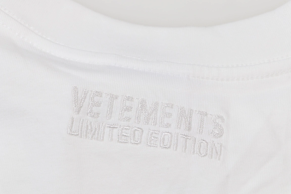 Gemini- V5t5759ts 2colour item:D-F377D3036-2