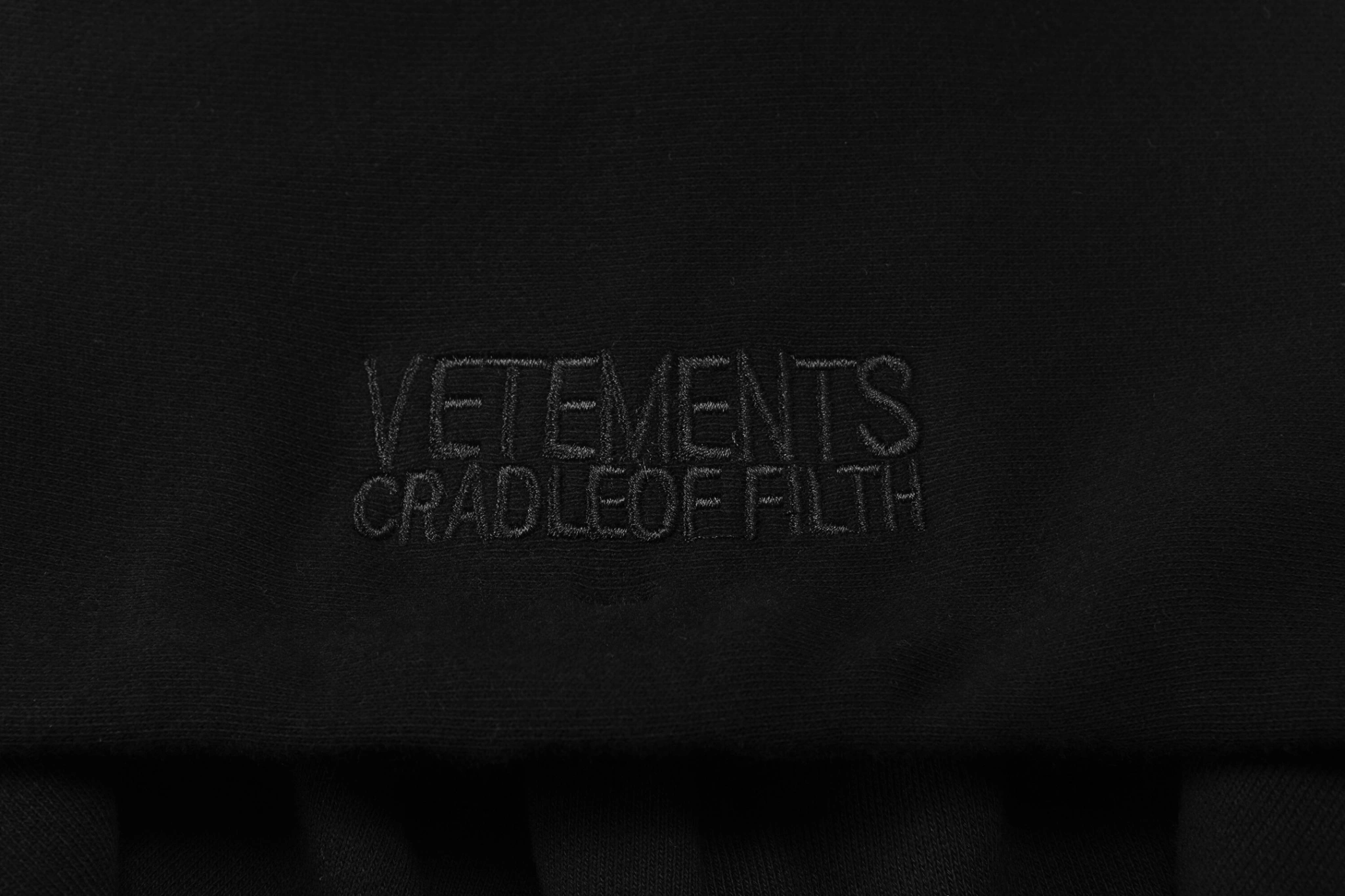 Gemini- V5t5759ts oversize item:E-F000K0111