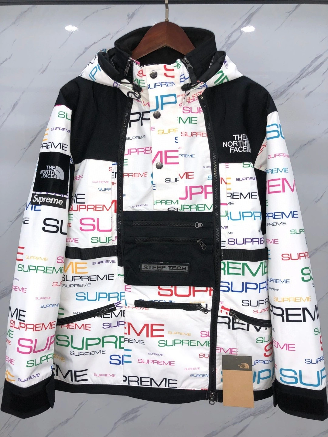 Gemini- Week 9 x Logo oversized 3Colour item:C-F000K0725-3