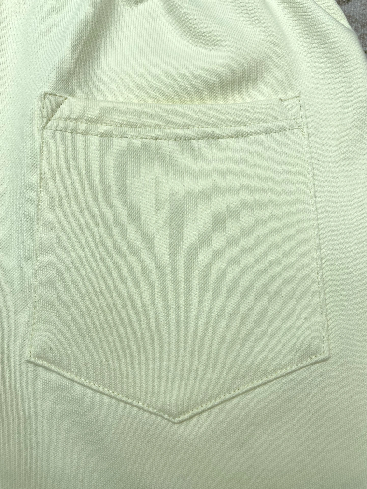 Gemini- embroidery item:D-F567C0536