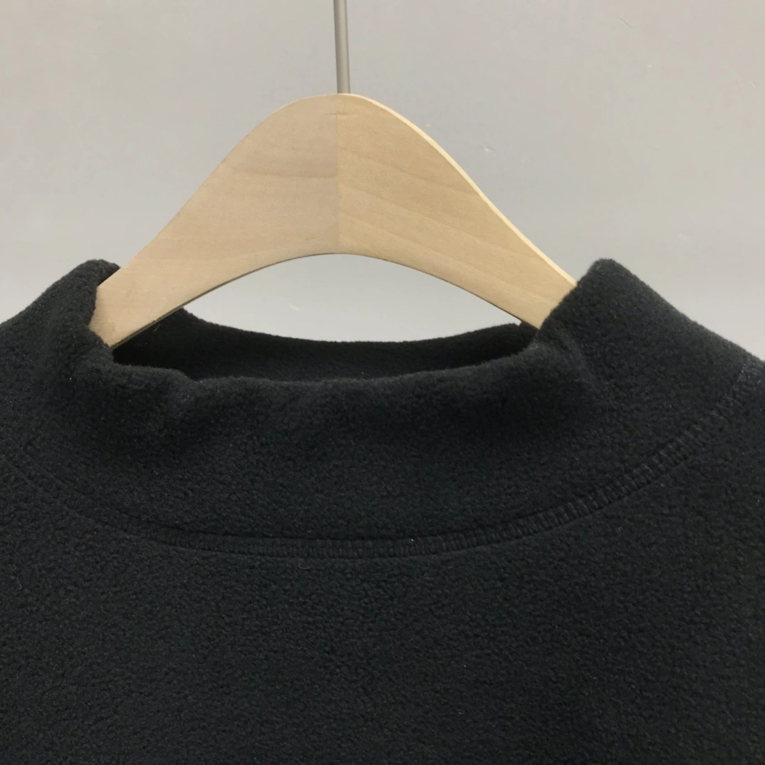 Gemini- embroidery logo oversized 2Colour item:C-F233K0233-2