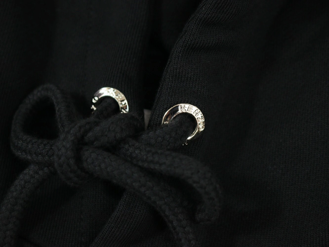 Gemini- embroidery oversized item:D-F000D0253