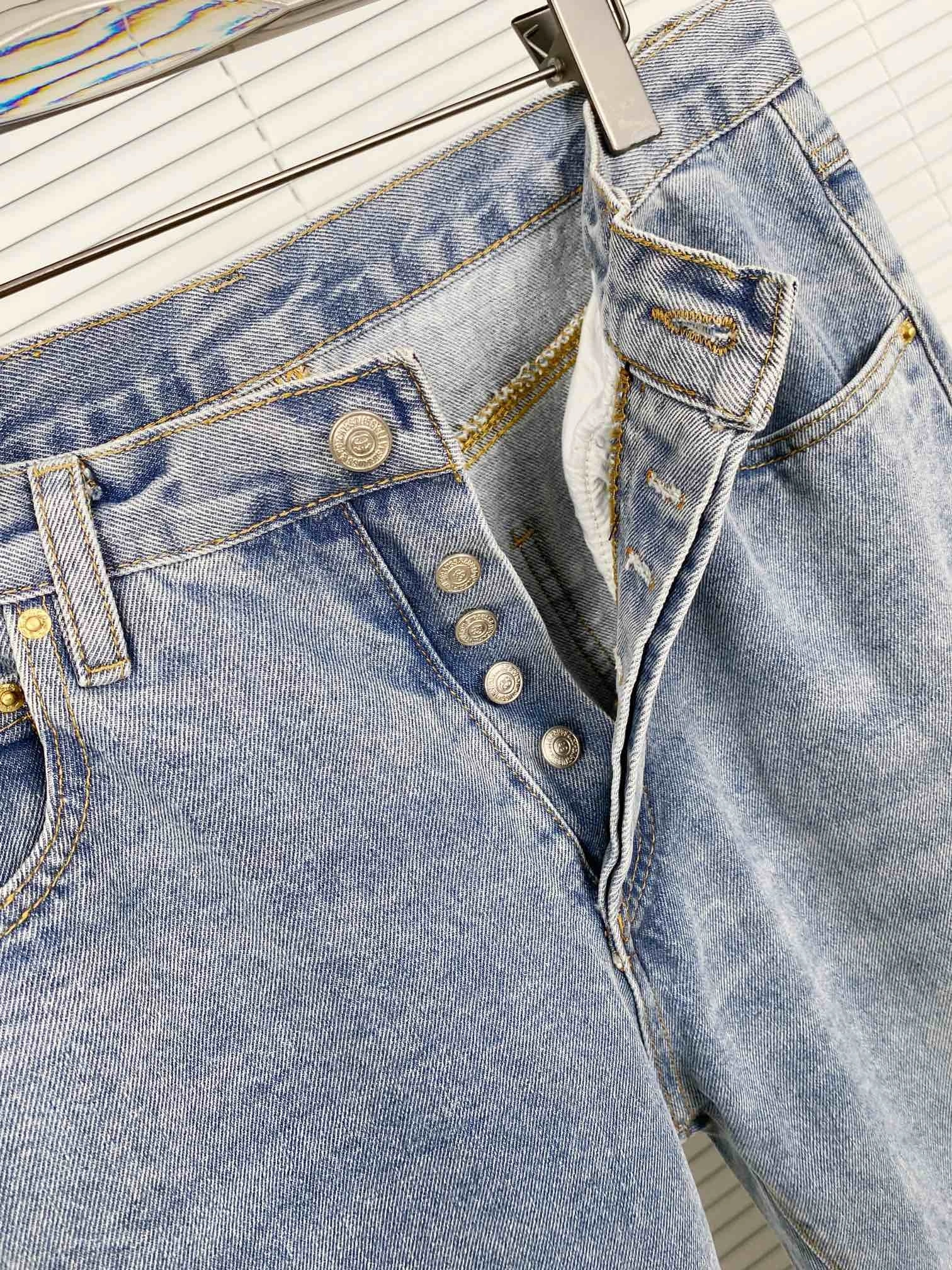 &&Gemini- item:C-F322J1805