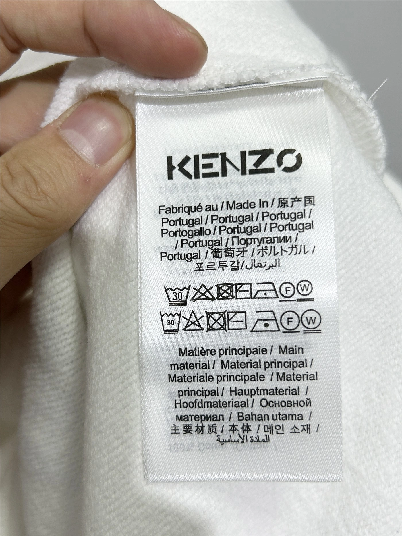 Gemini- item:D-F000D0249