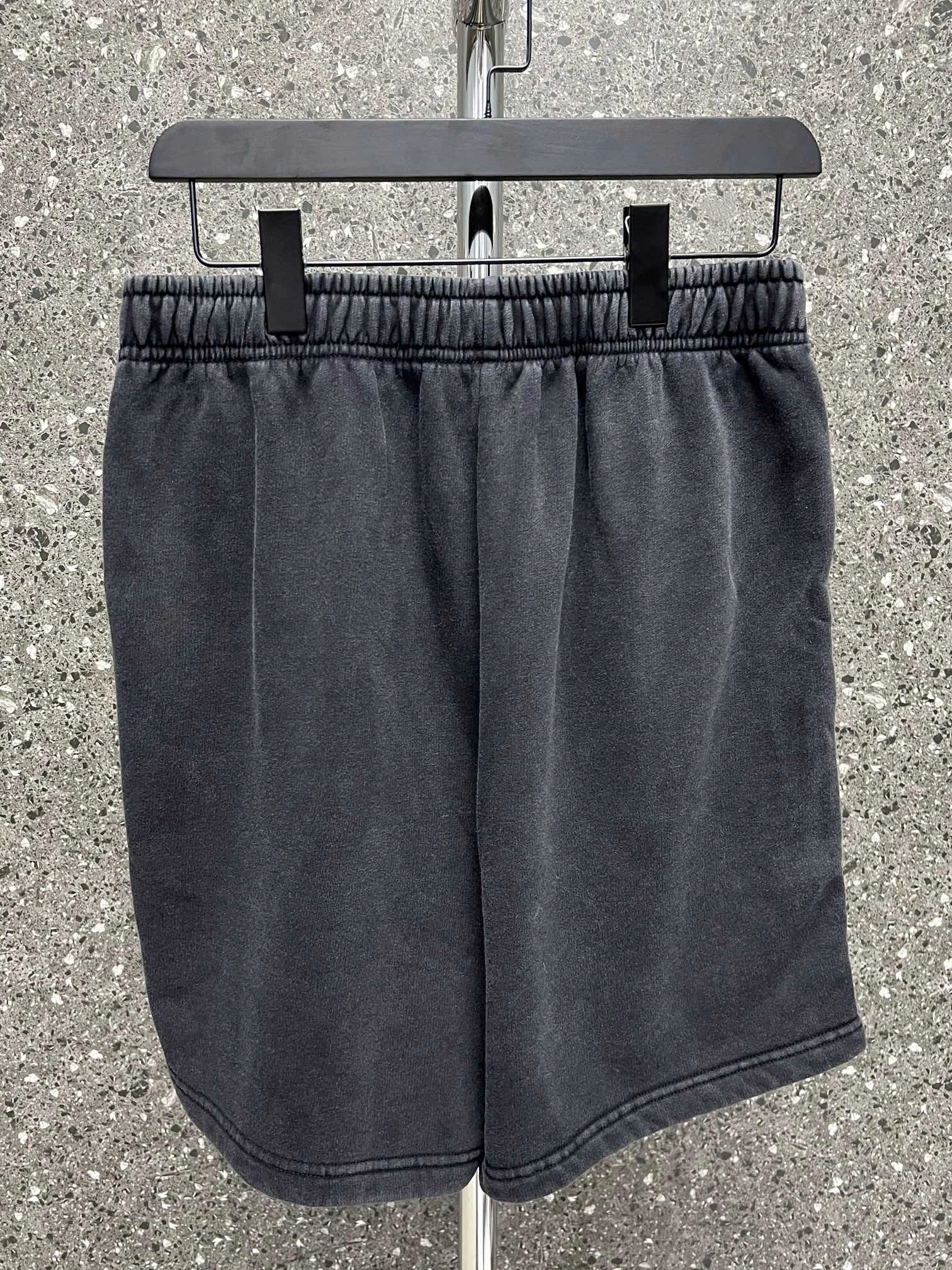 &Gemini- logo item:C-F00D2402