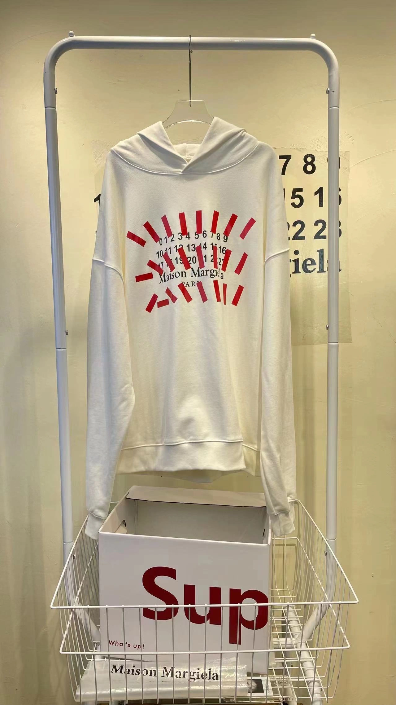 Gemini- logo oversized 2Colour item:C-F125H1805-2