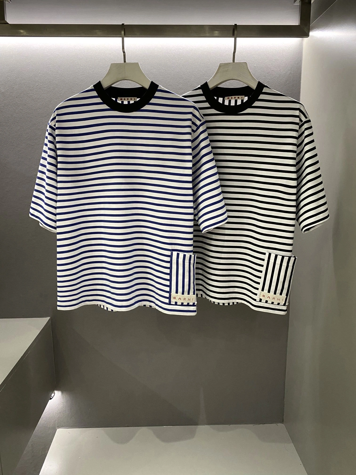 Gemini- oversized 2Colour item:C-F54C1378-2